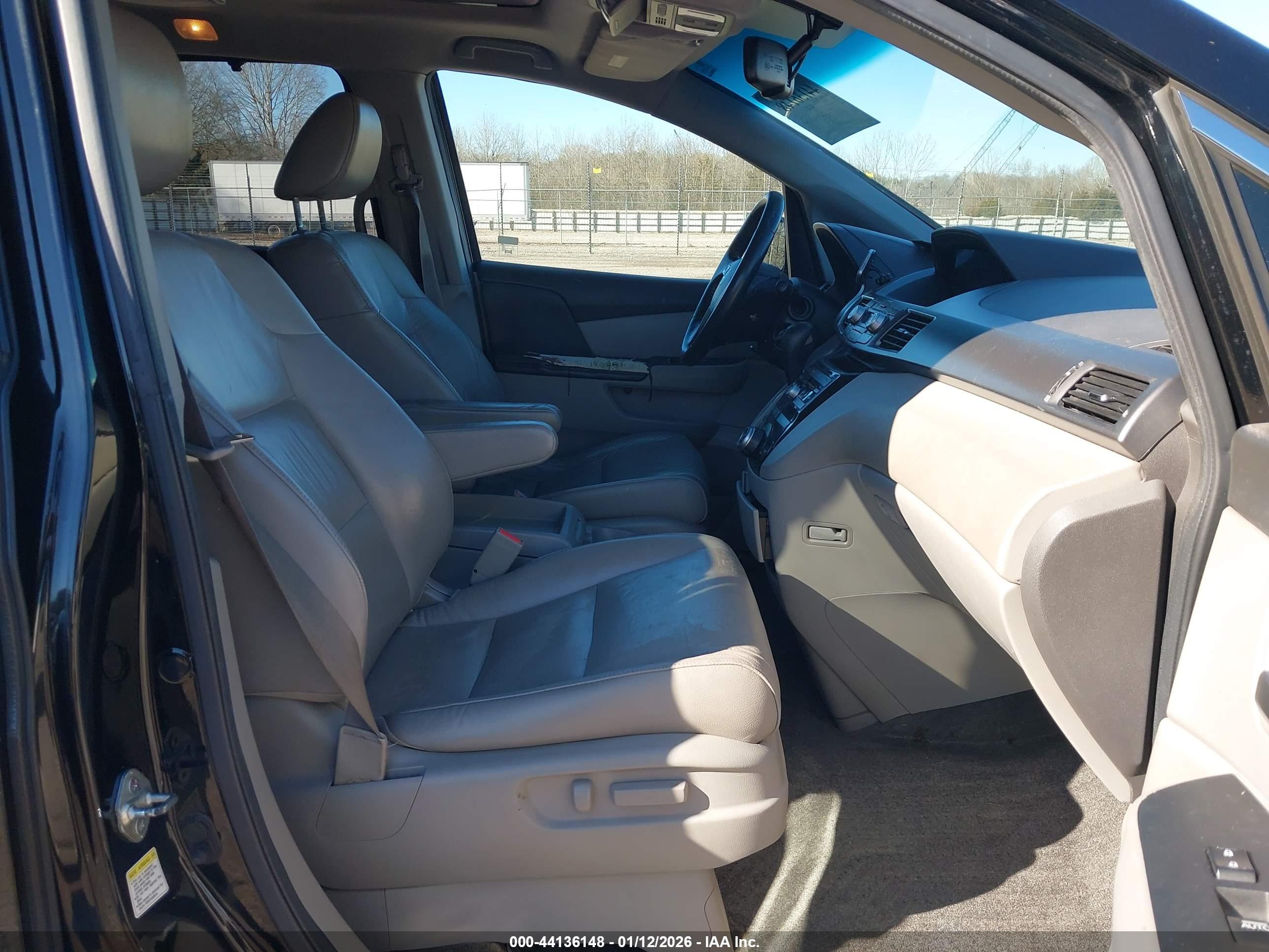 HONDA ODYSSEY image 5