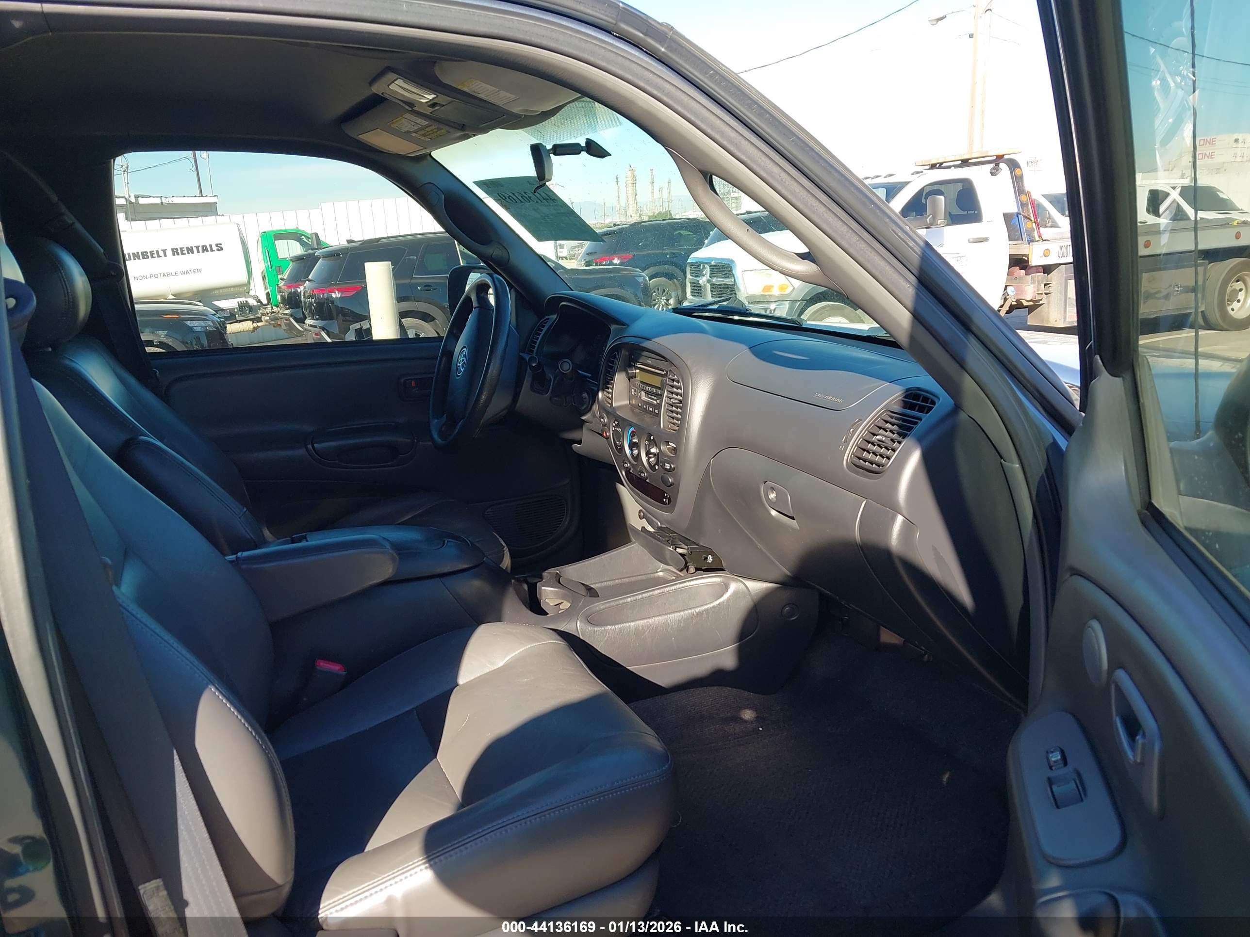 TOYOTA TUNDRA image 5
