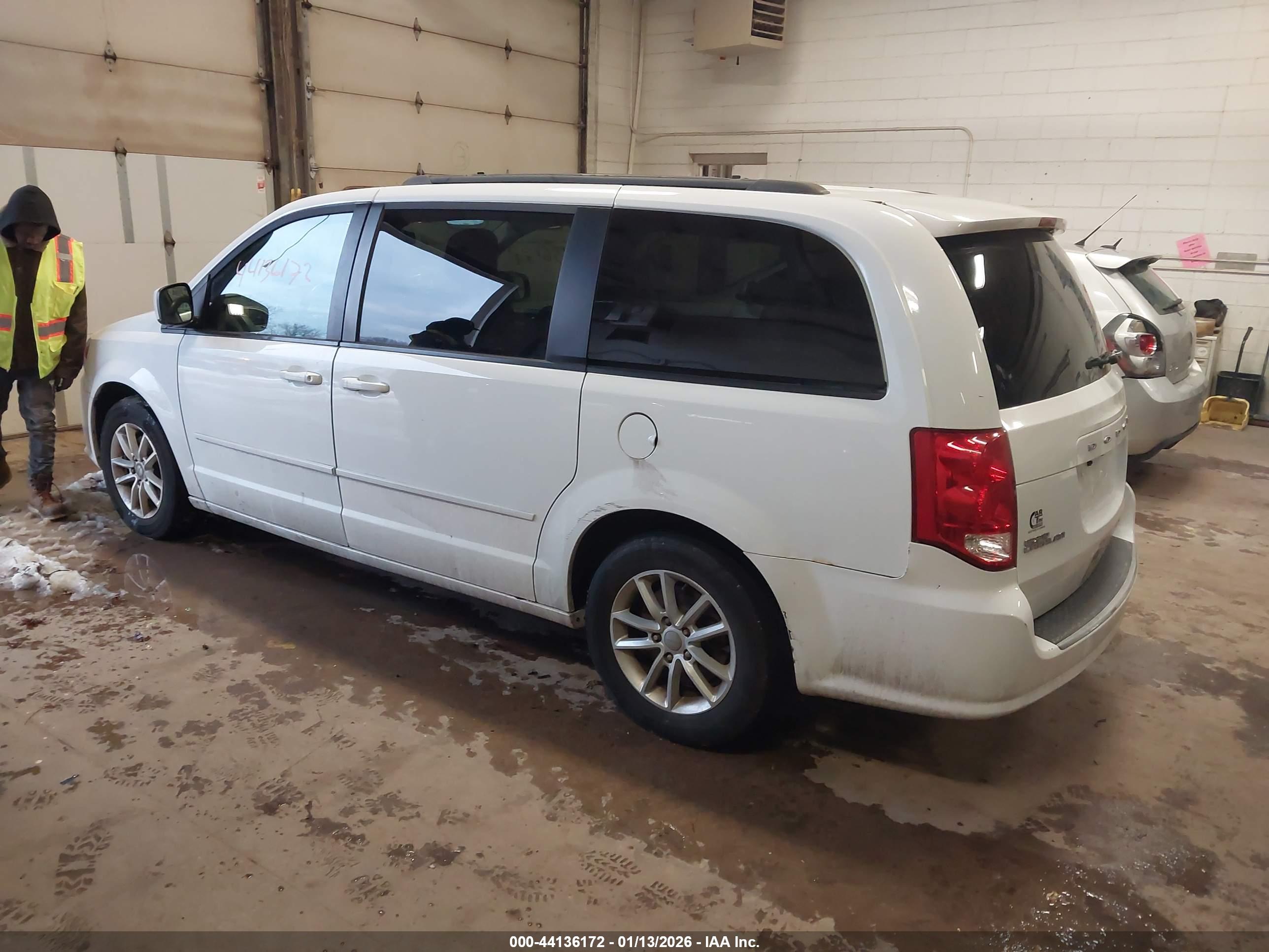 DODGE GRAND image 3
