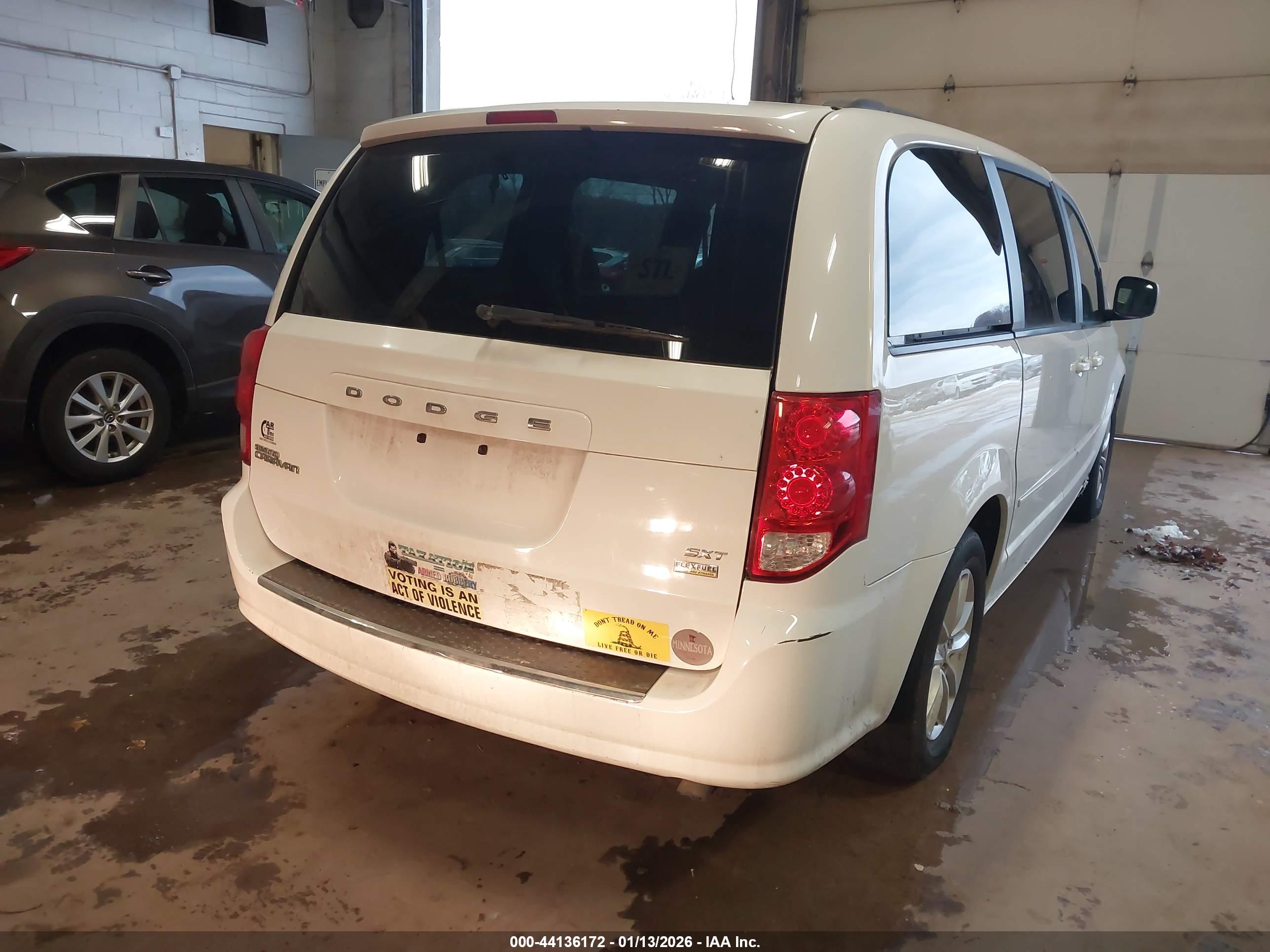 DODGE GRAND image 6