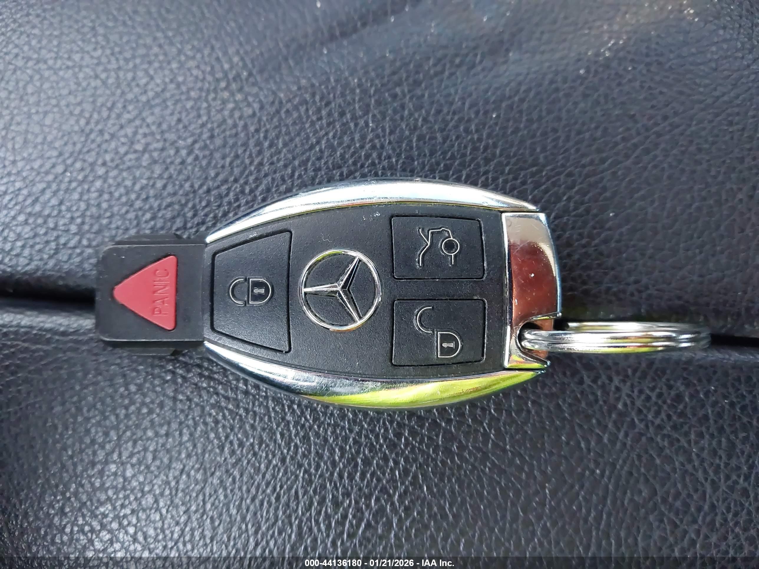 MERCEDES-BENZ C image 11