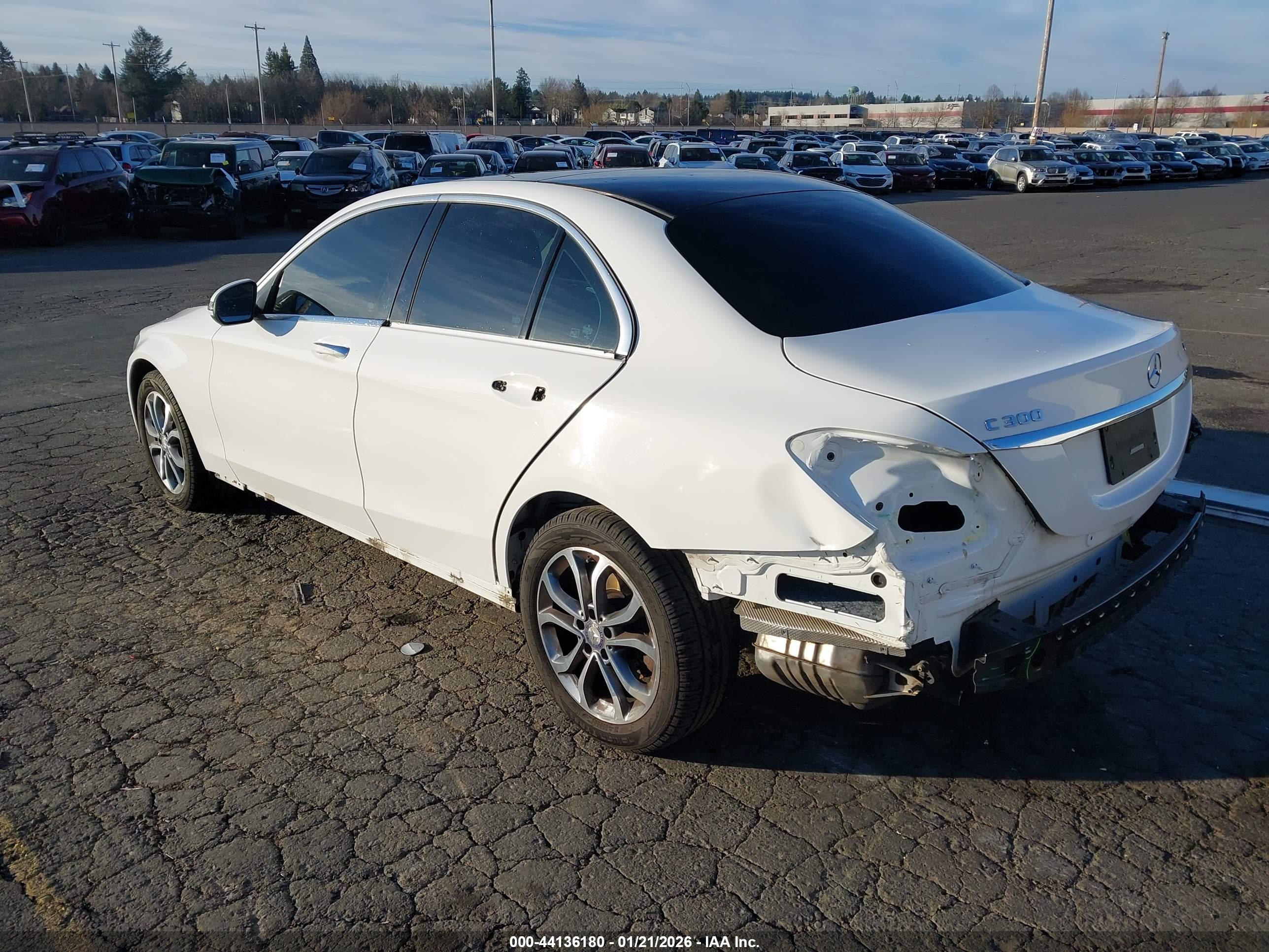 MERCEDES-BENZ C image 3