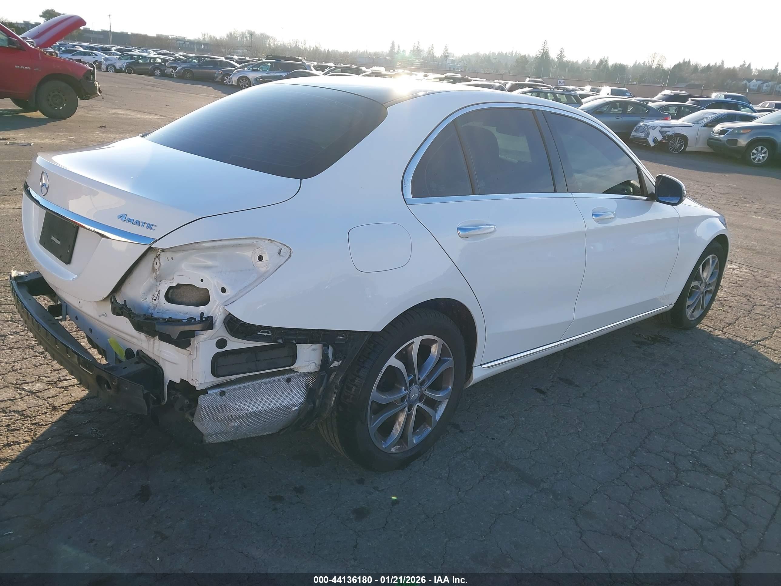 MERCEDES-BENZ C image 4