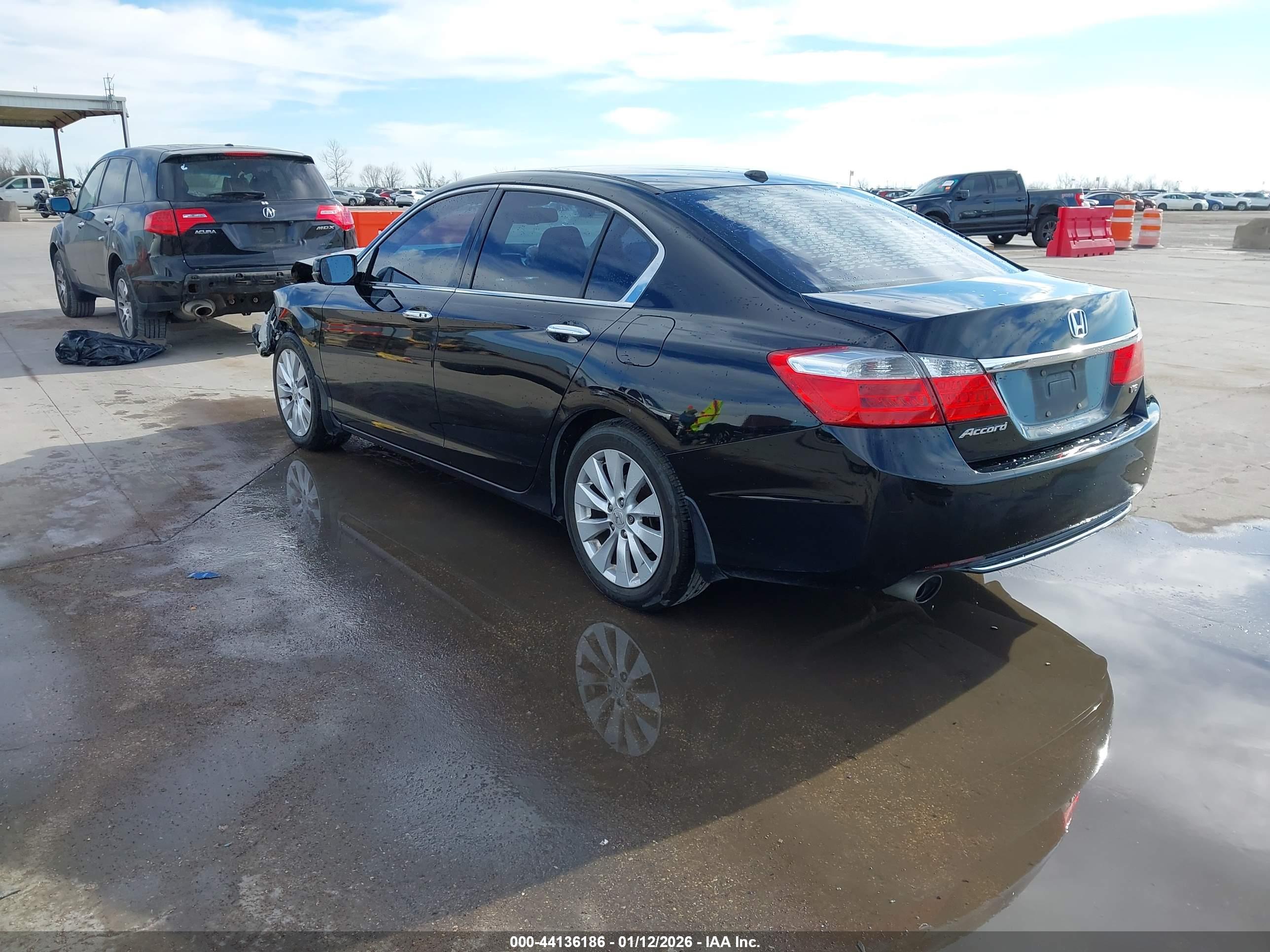 HONDA ACCORD image 3