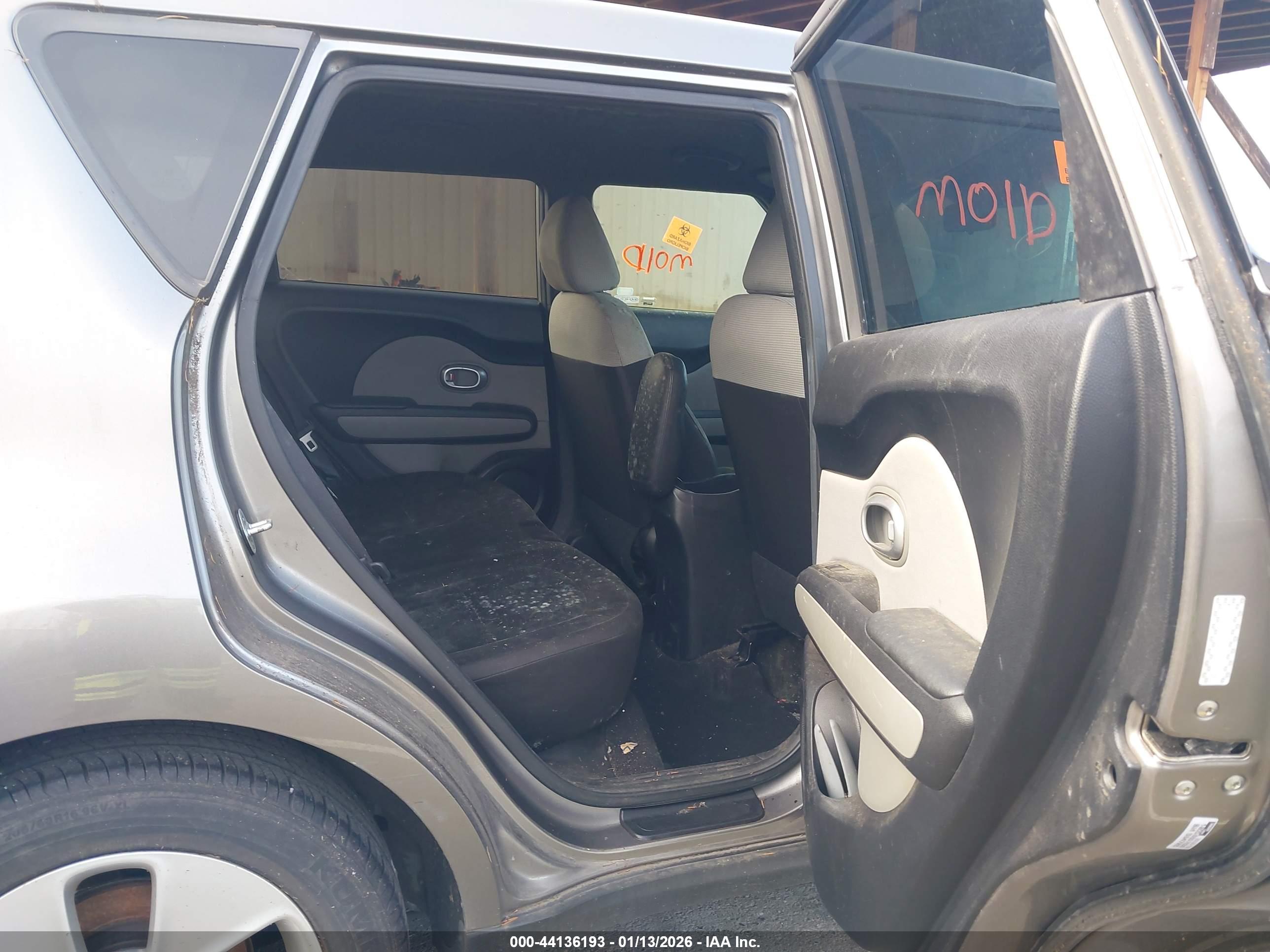 KIA SOUL image 8