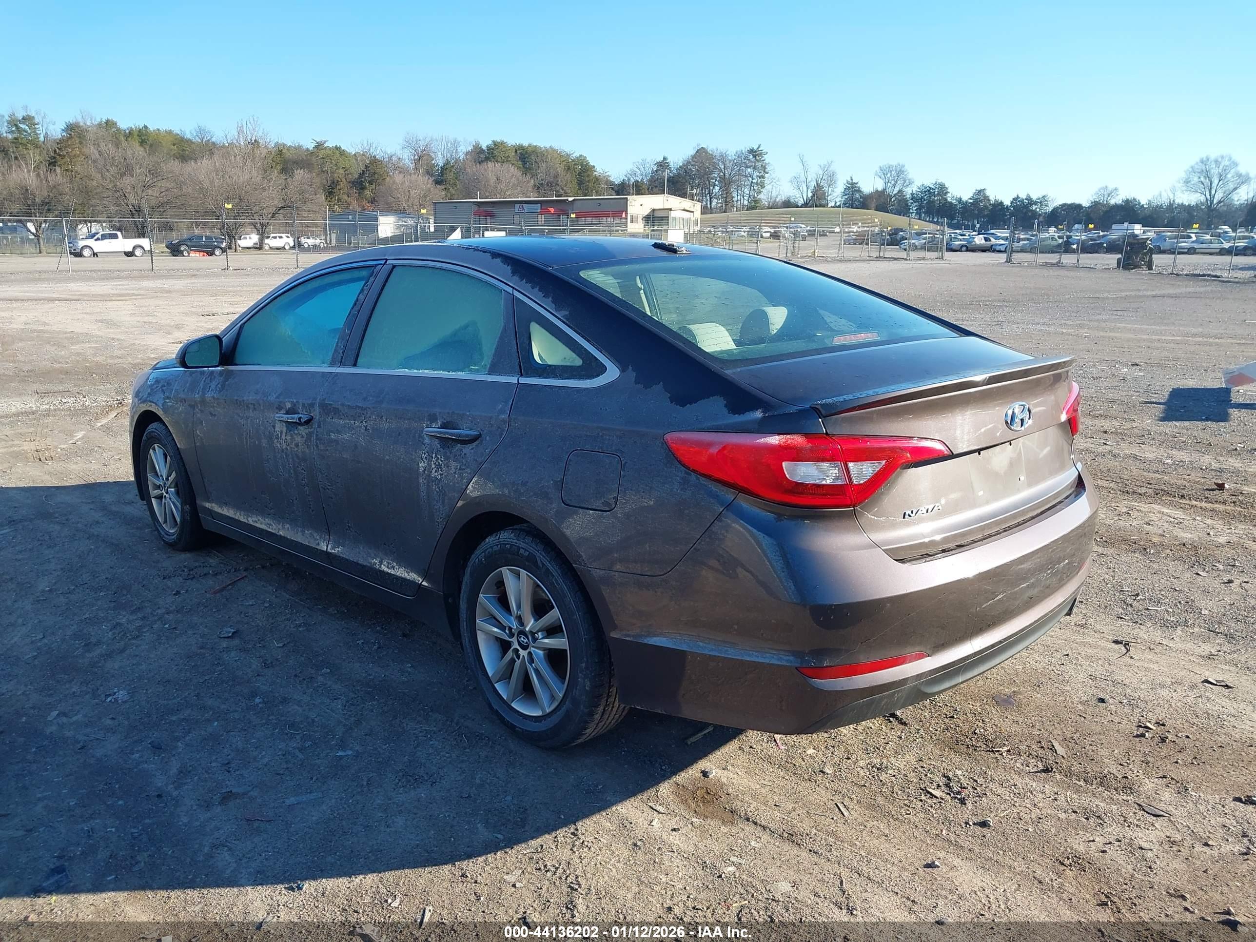 HYUNDAI SONATA image 3