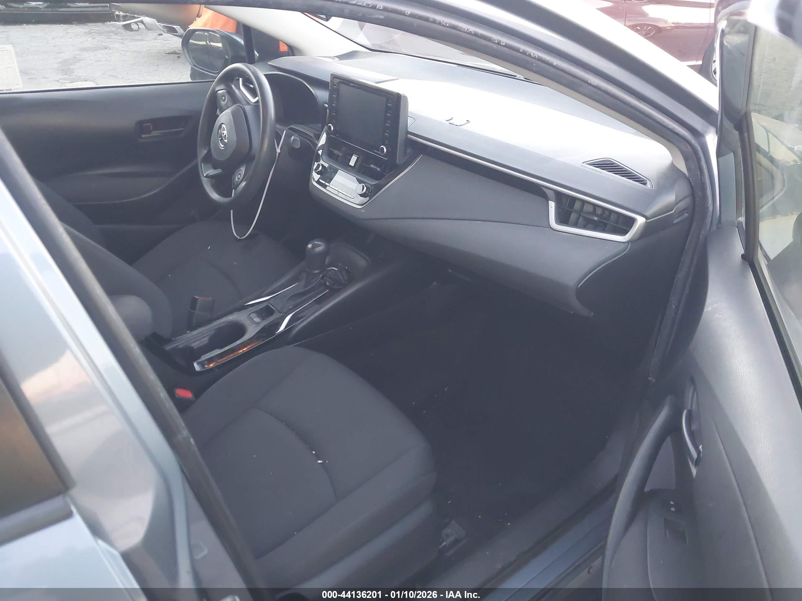 TOYOTA COROLLA image 5