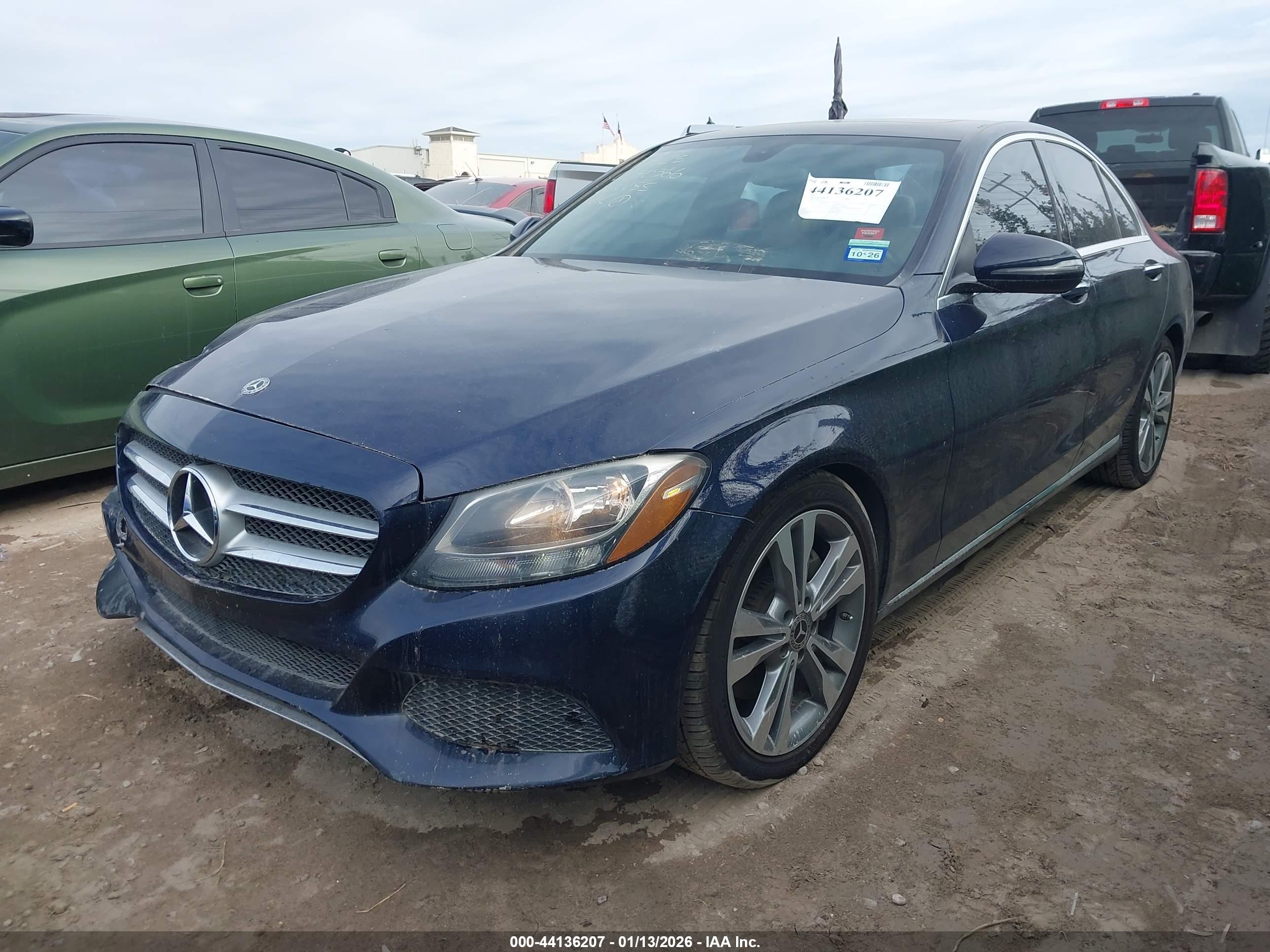 MERCEDES-BENZ C image 2
