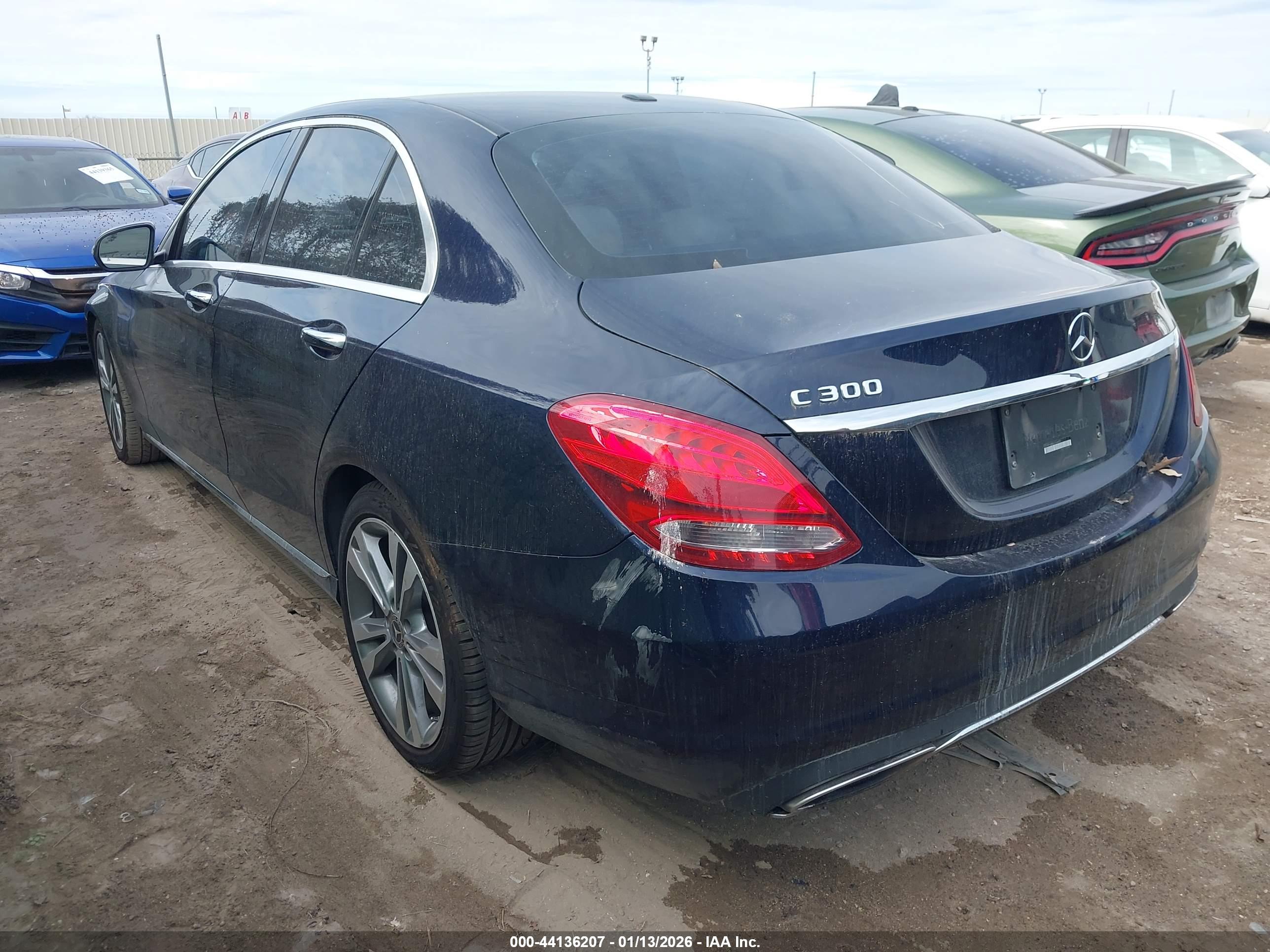 MERCEDES-BENZ C image 3