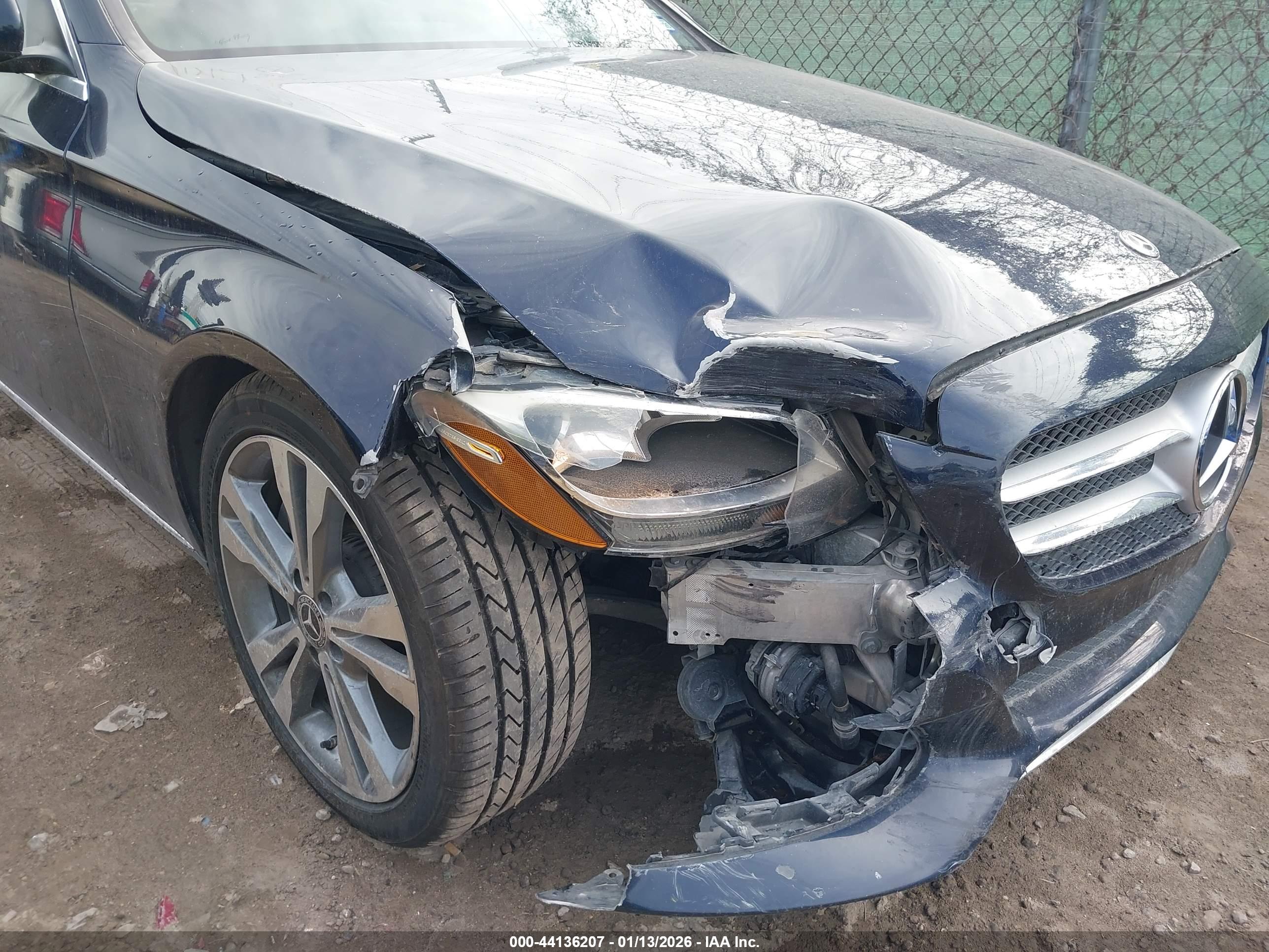 MERCEDES-BENZ C image 6