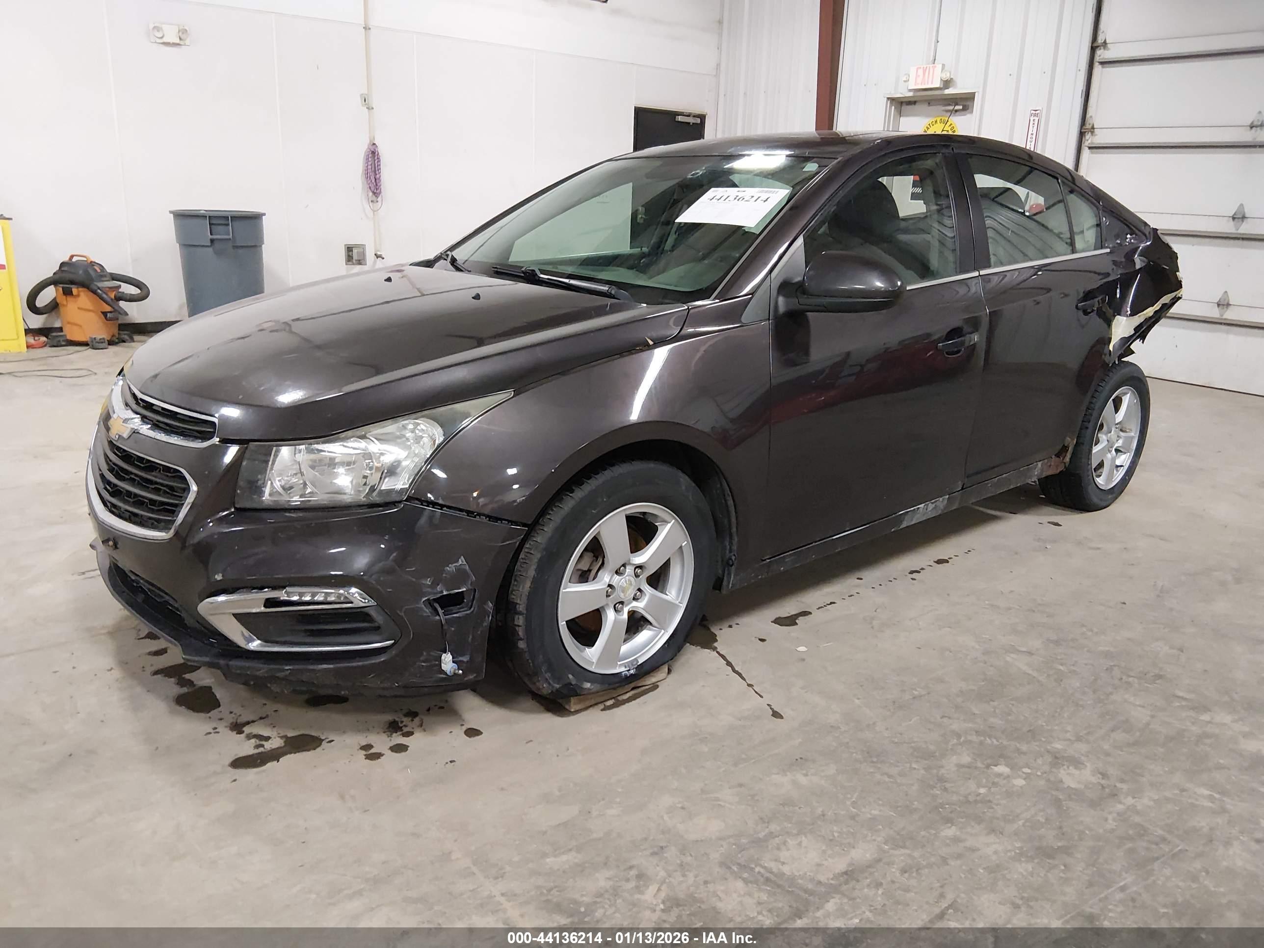 CHEVROLET CRUZE image 2