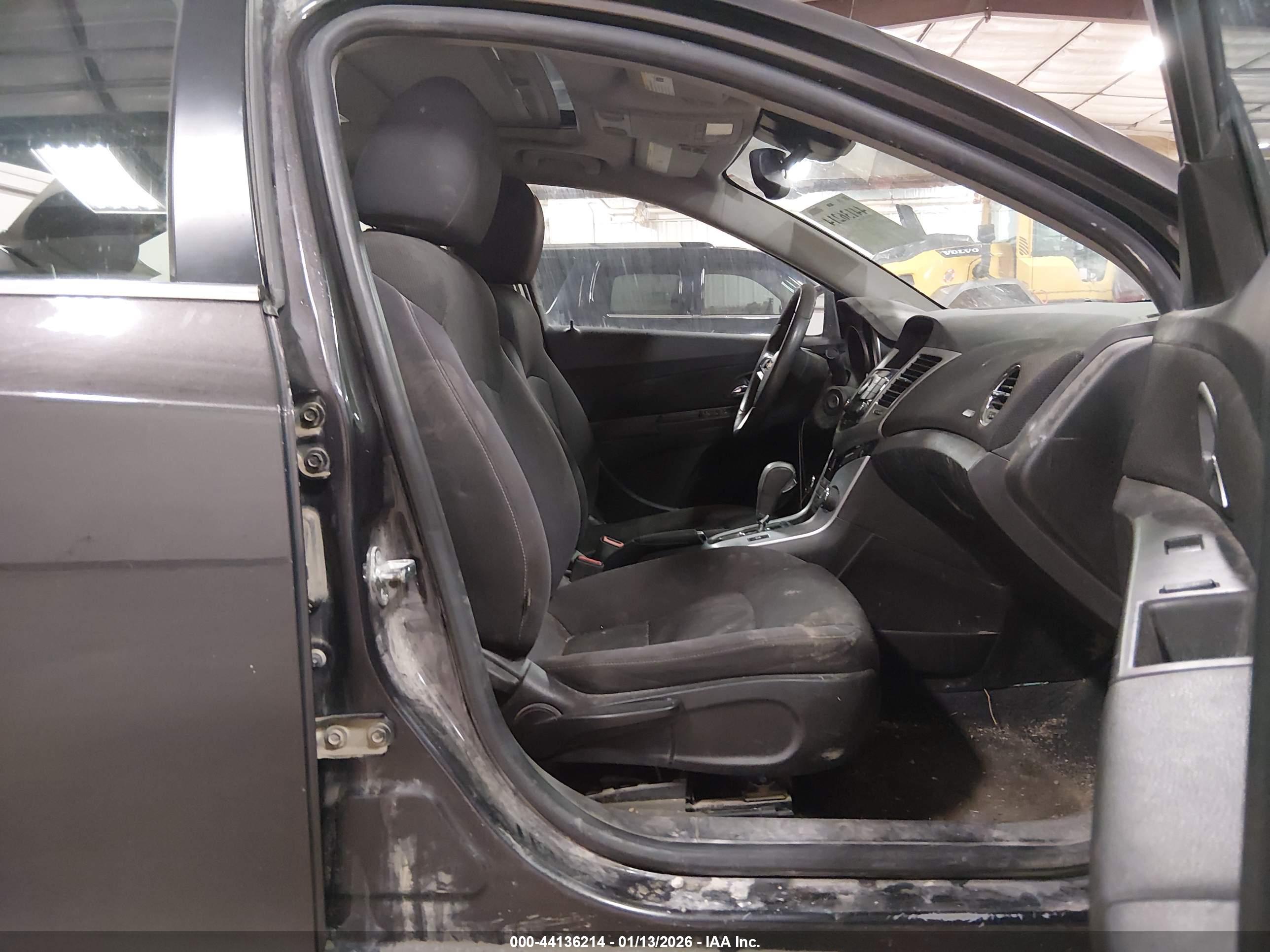 CHEVROLET CRUZE image 5