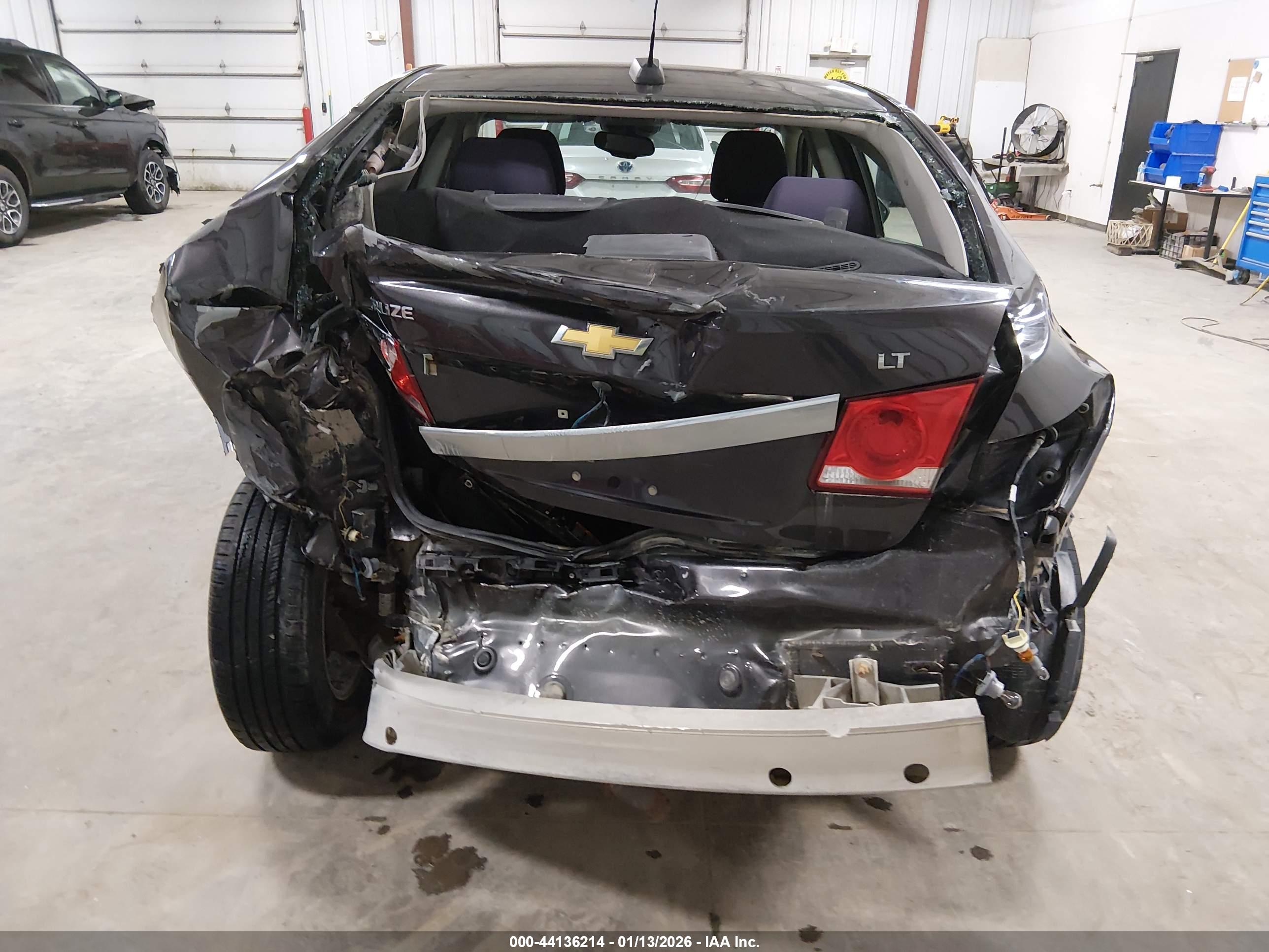 CHEVROLET CRUZE image 6