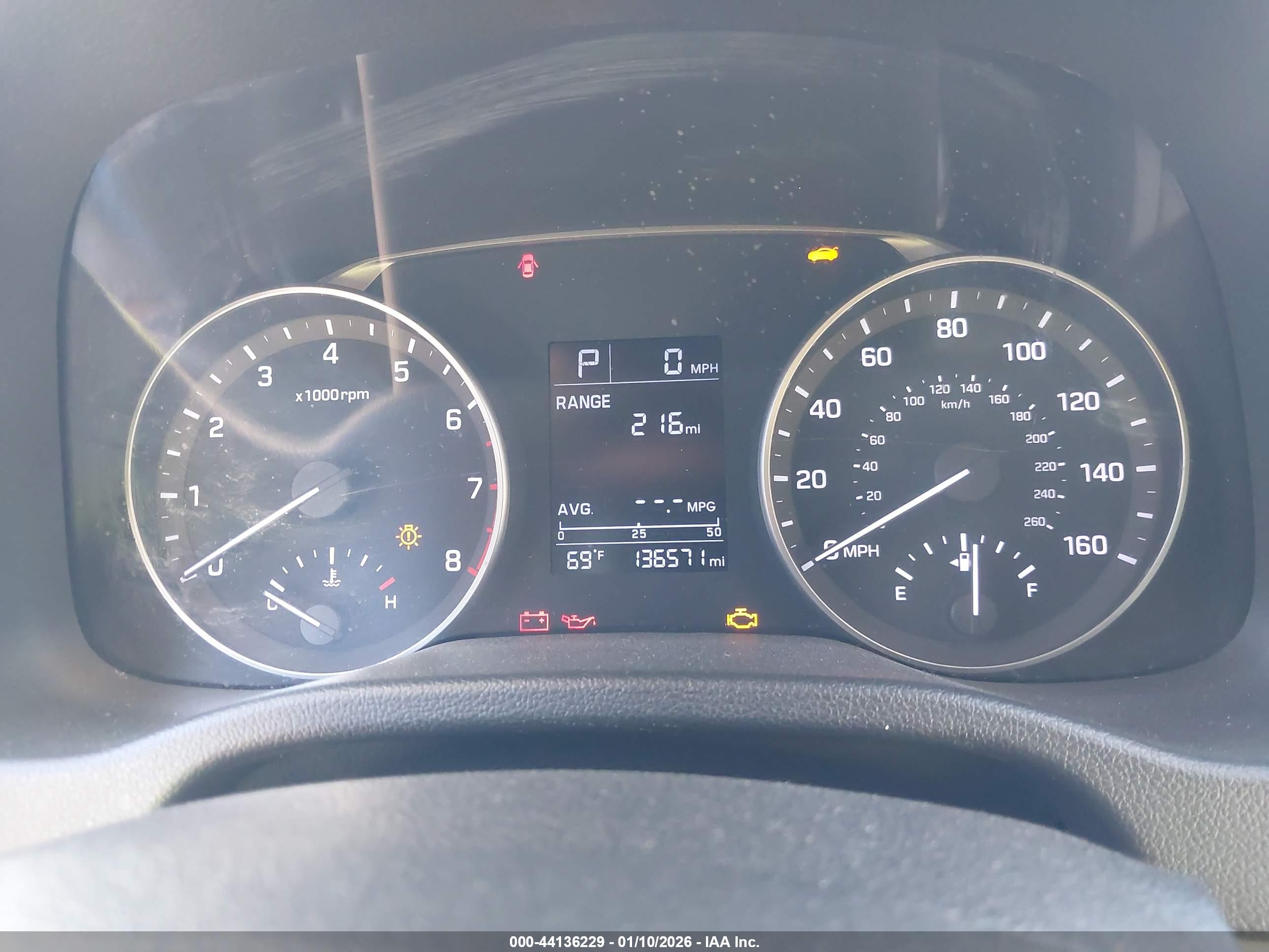 HYUNDAI ELANTRA image 7