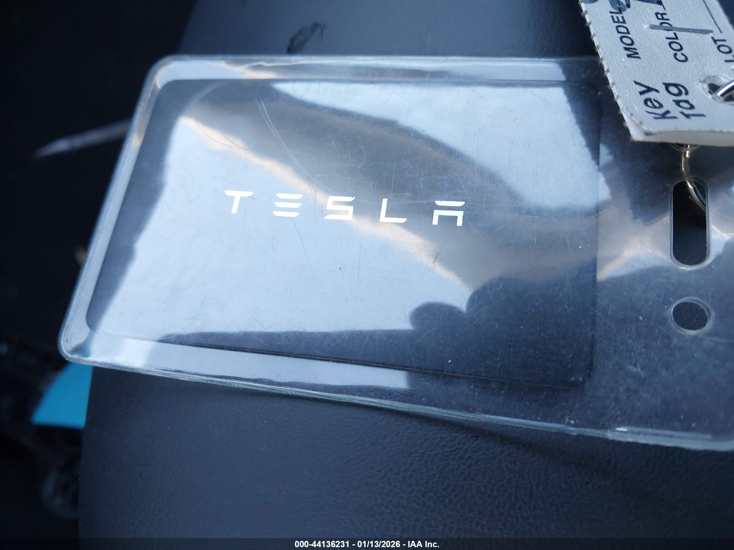 TESLA MODEL image 11