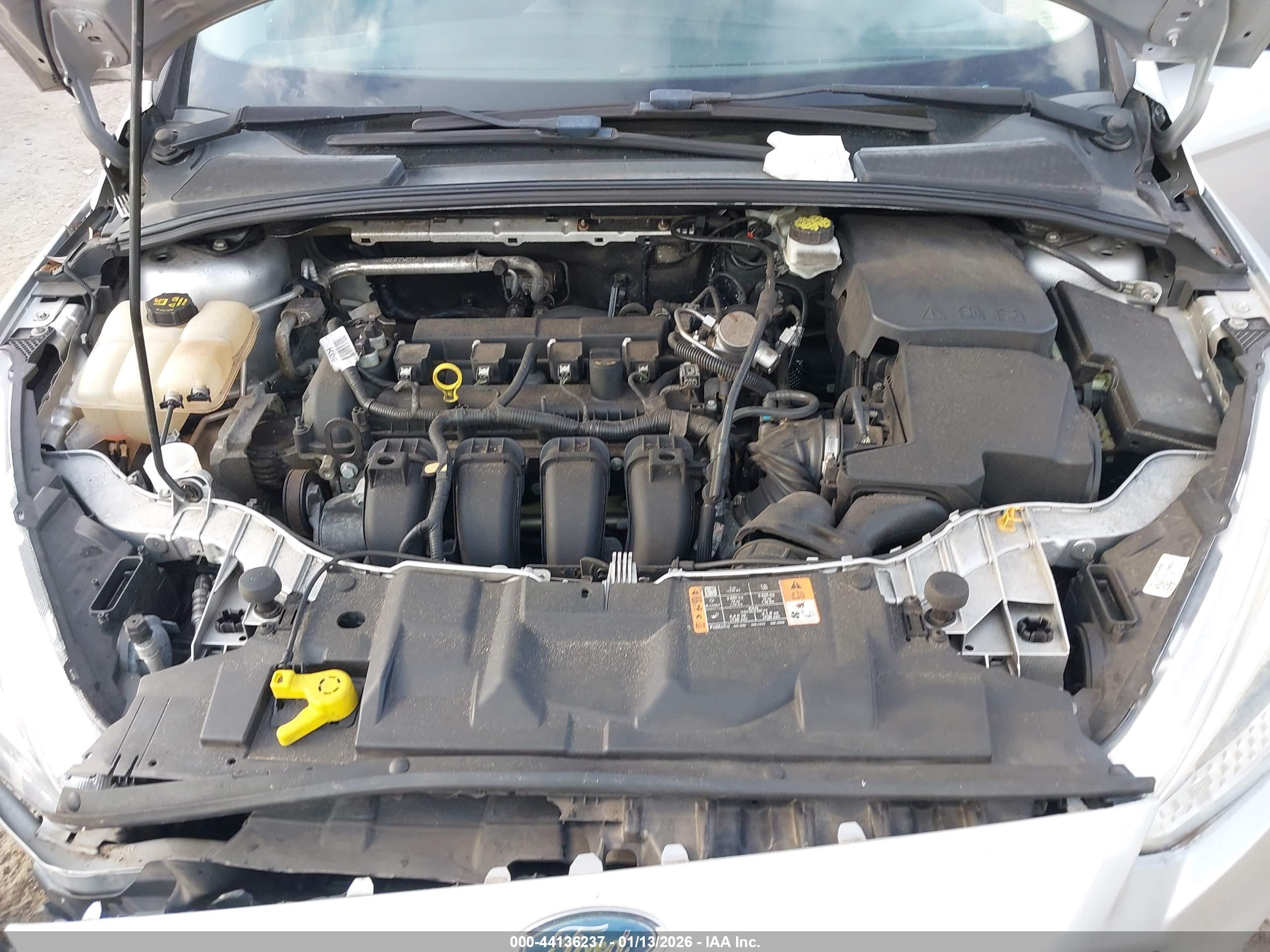 FORD FOCUS image 10