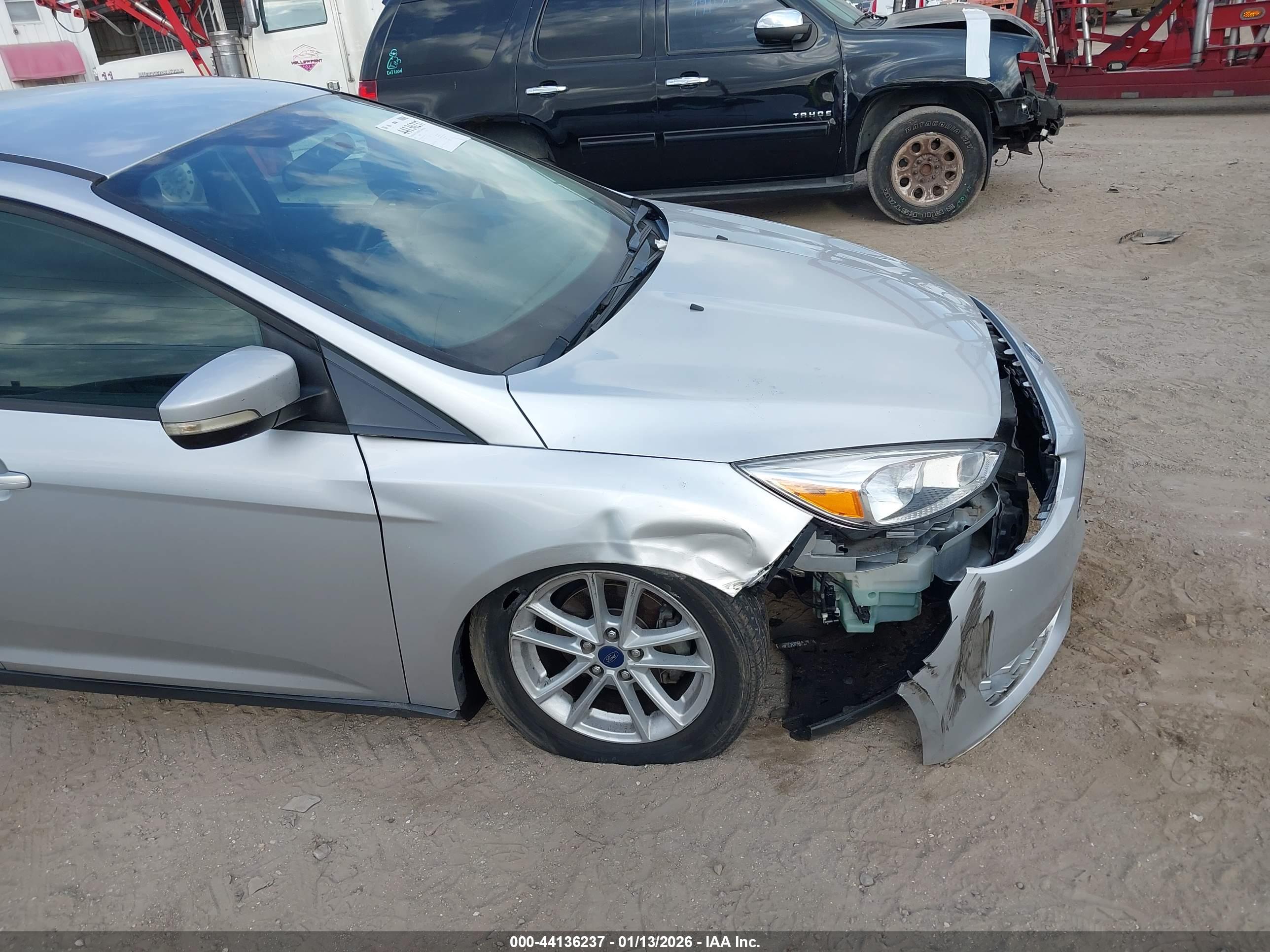 FORD FOCUS image 6