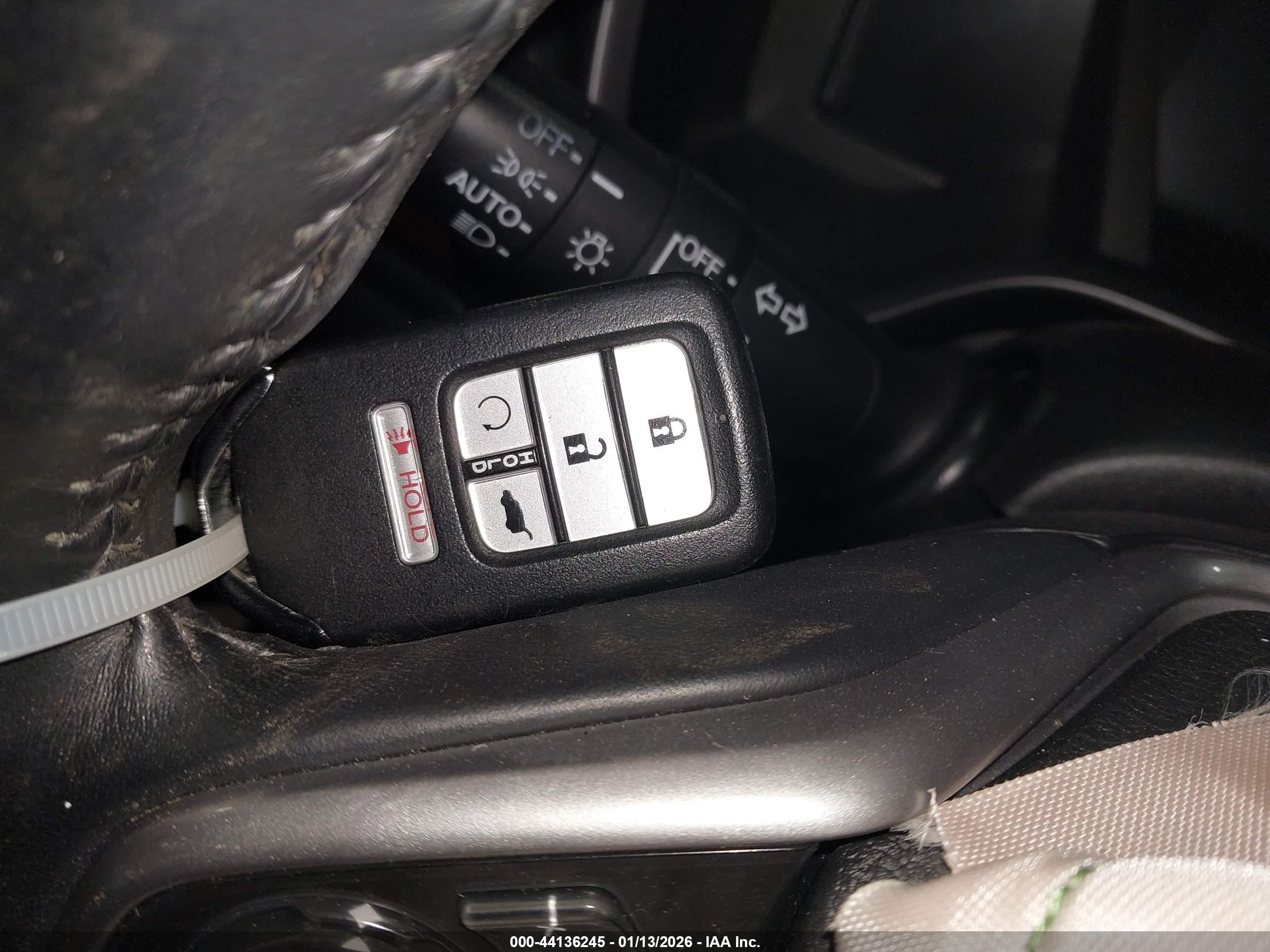 HONDA CR-V image 11