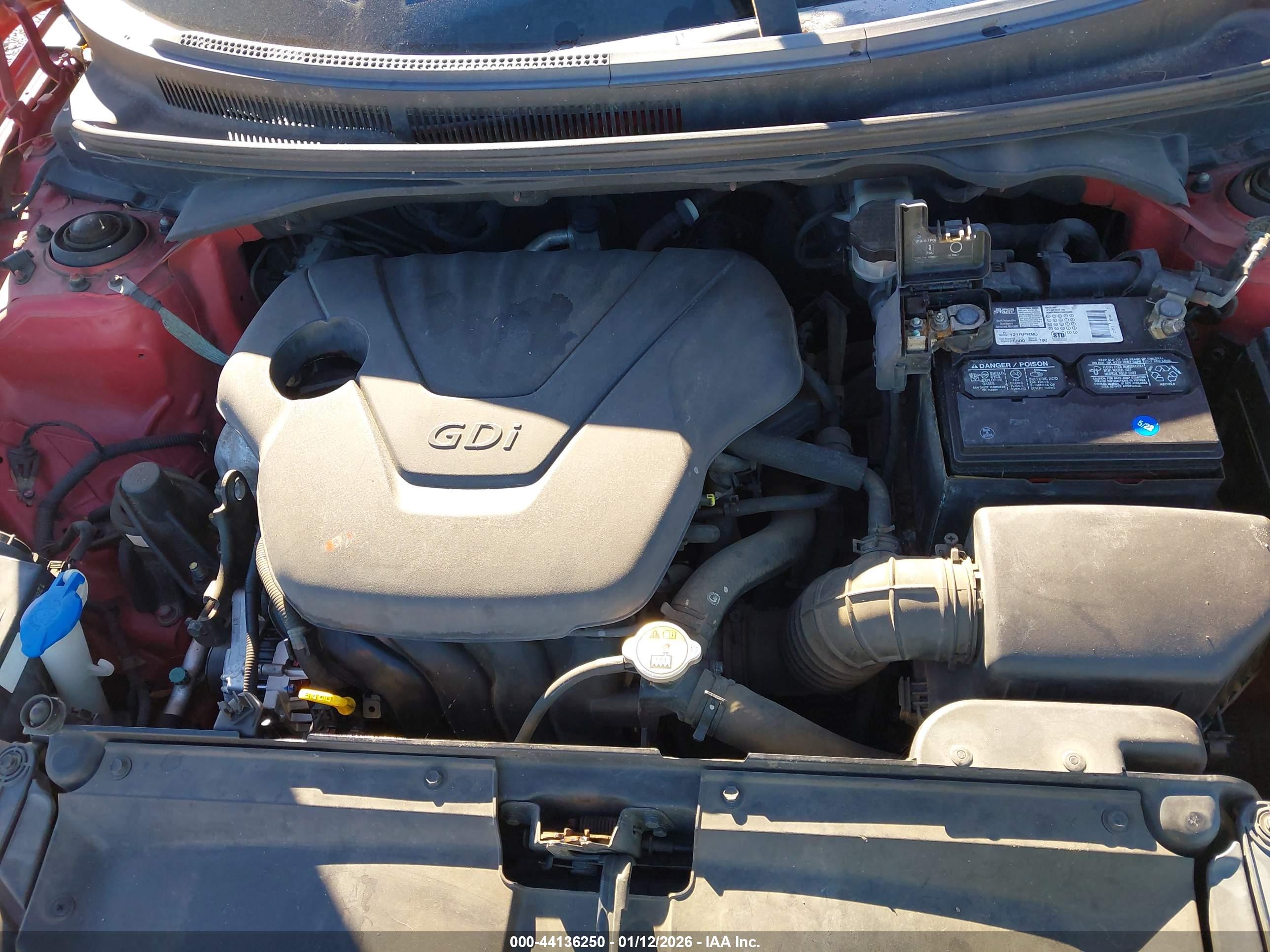 HYUNDAI VELOSTER image 6