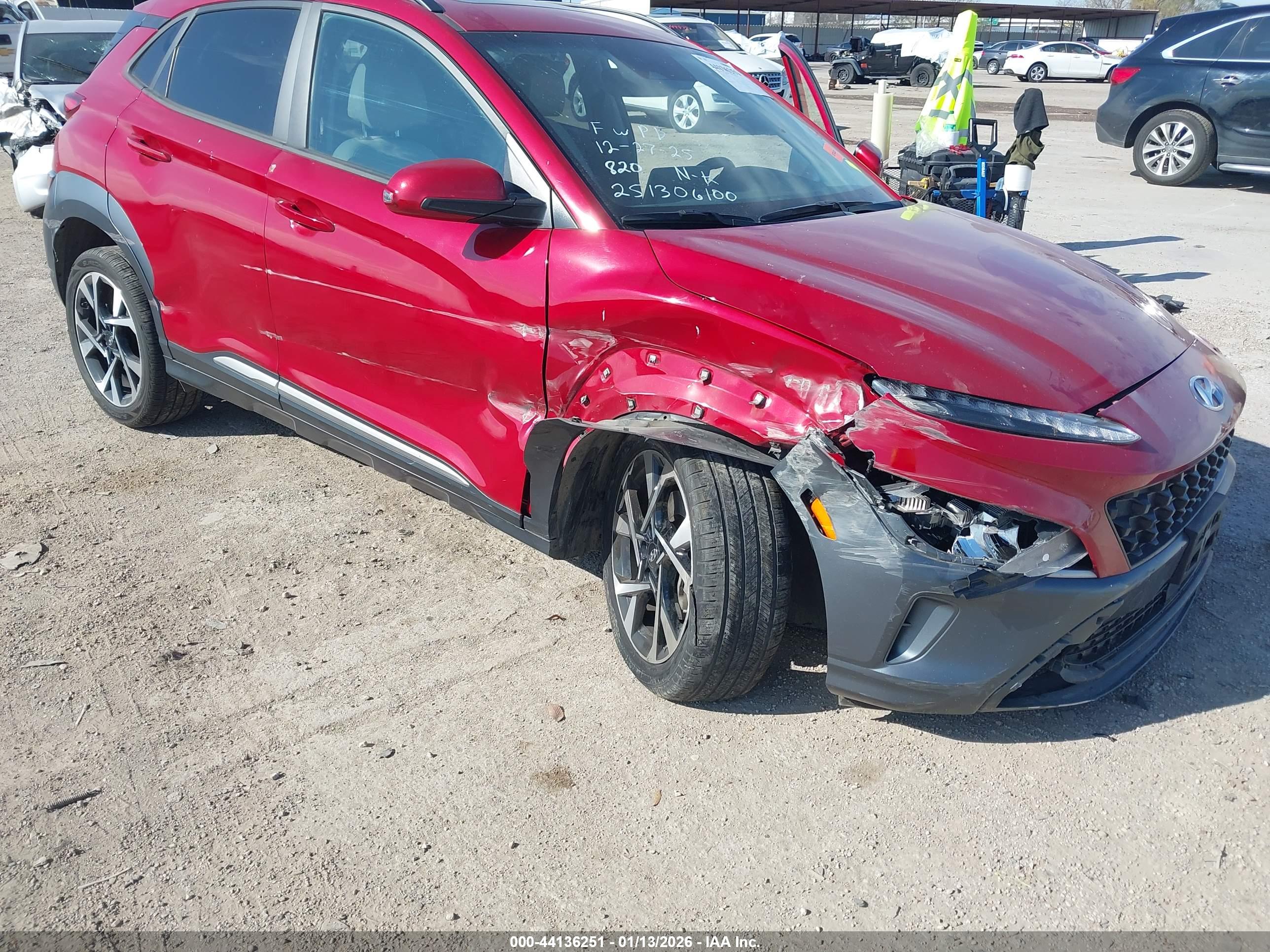 HYUNDAI KONA image 6