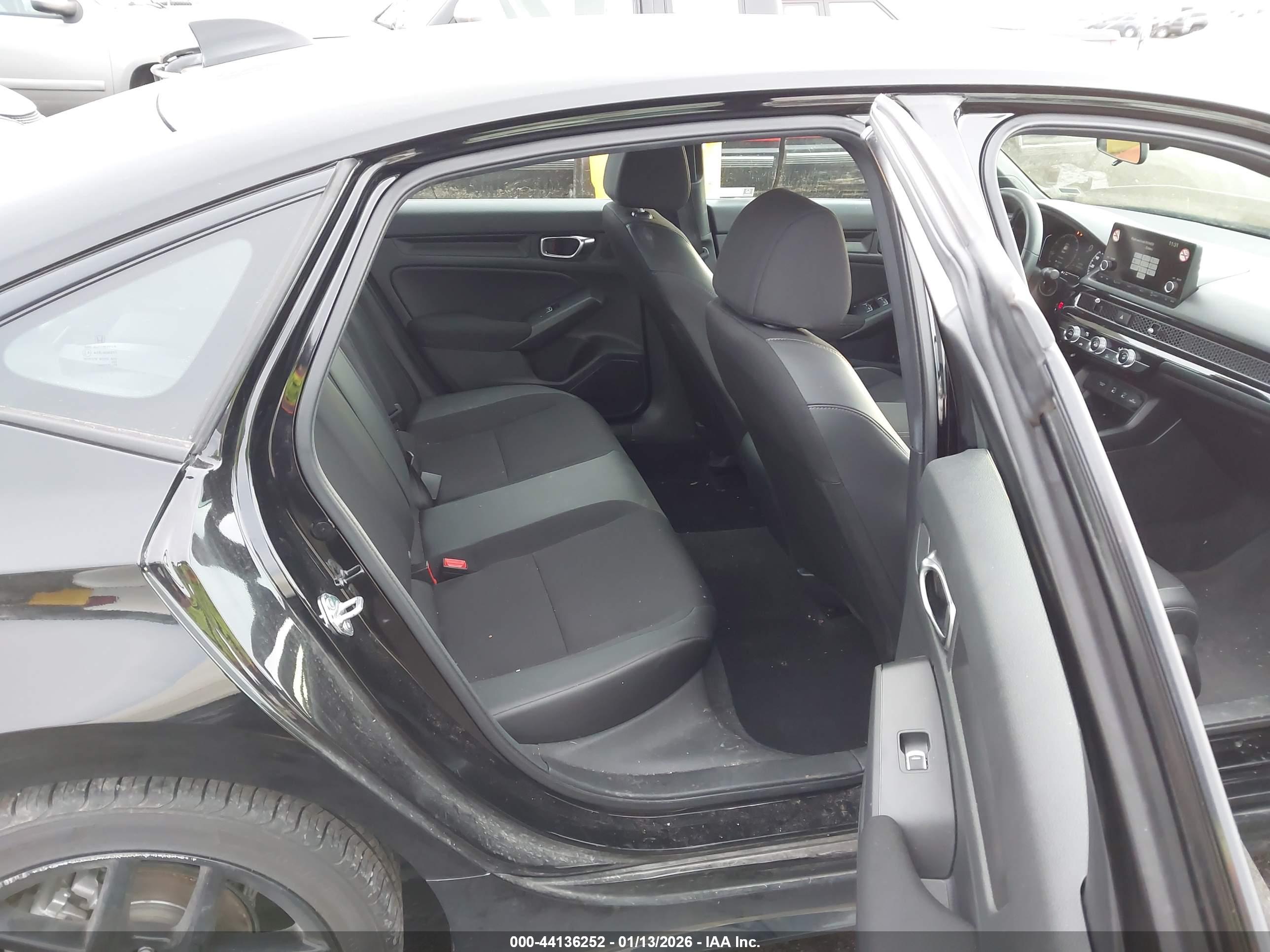 HONDA CIVIC image 8