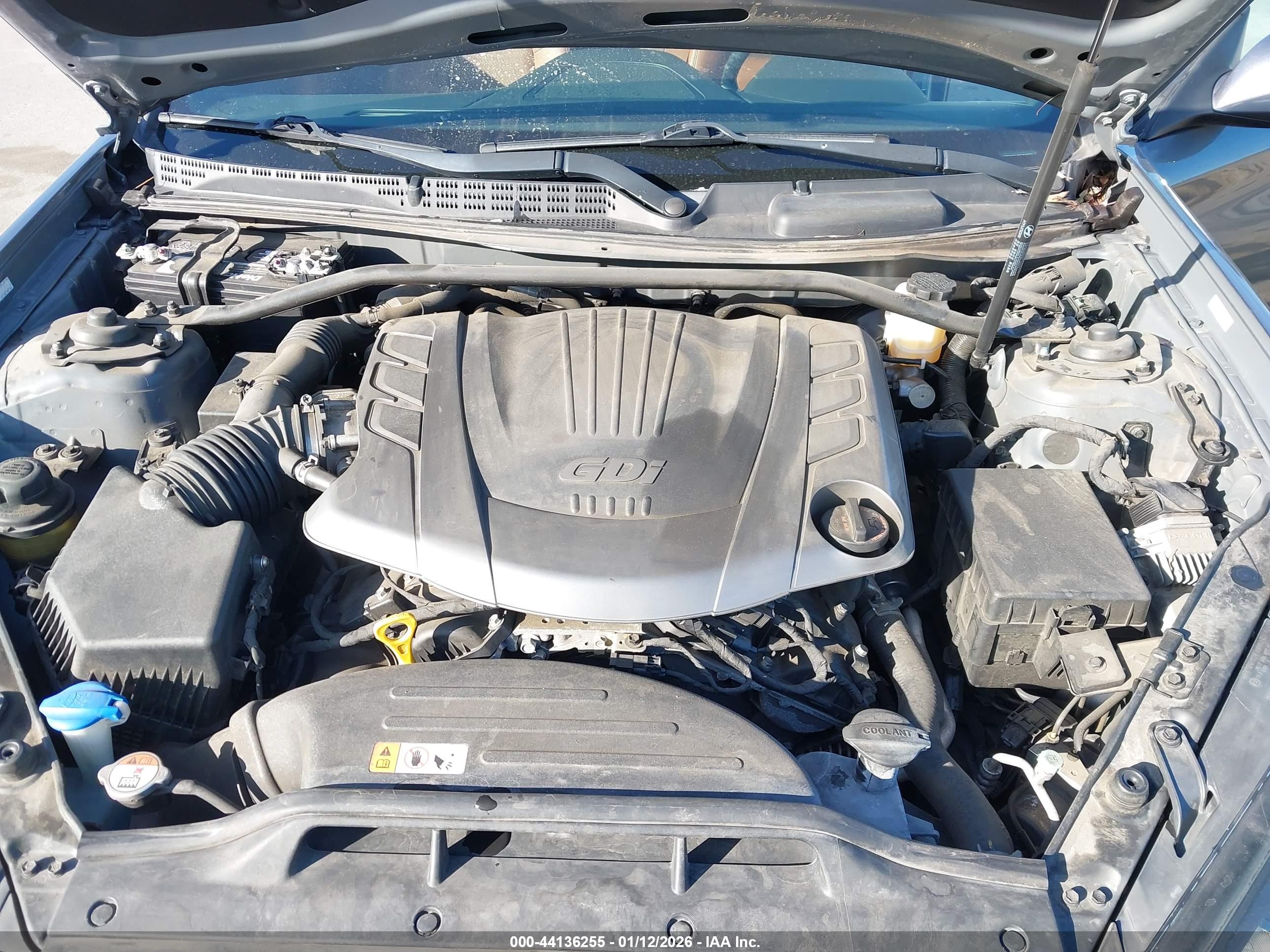 HYUNDAI GENESIS image 10