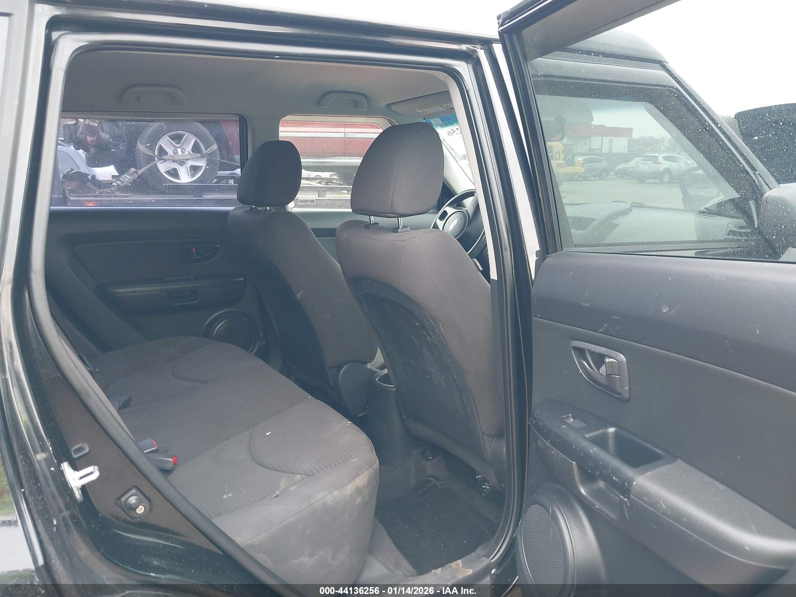 KIA SOUL image 8