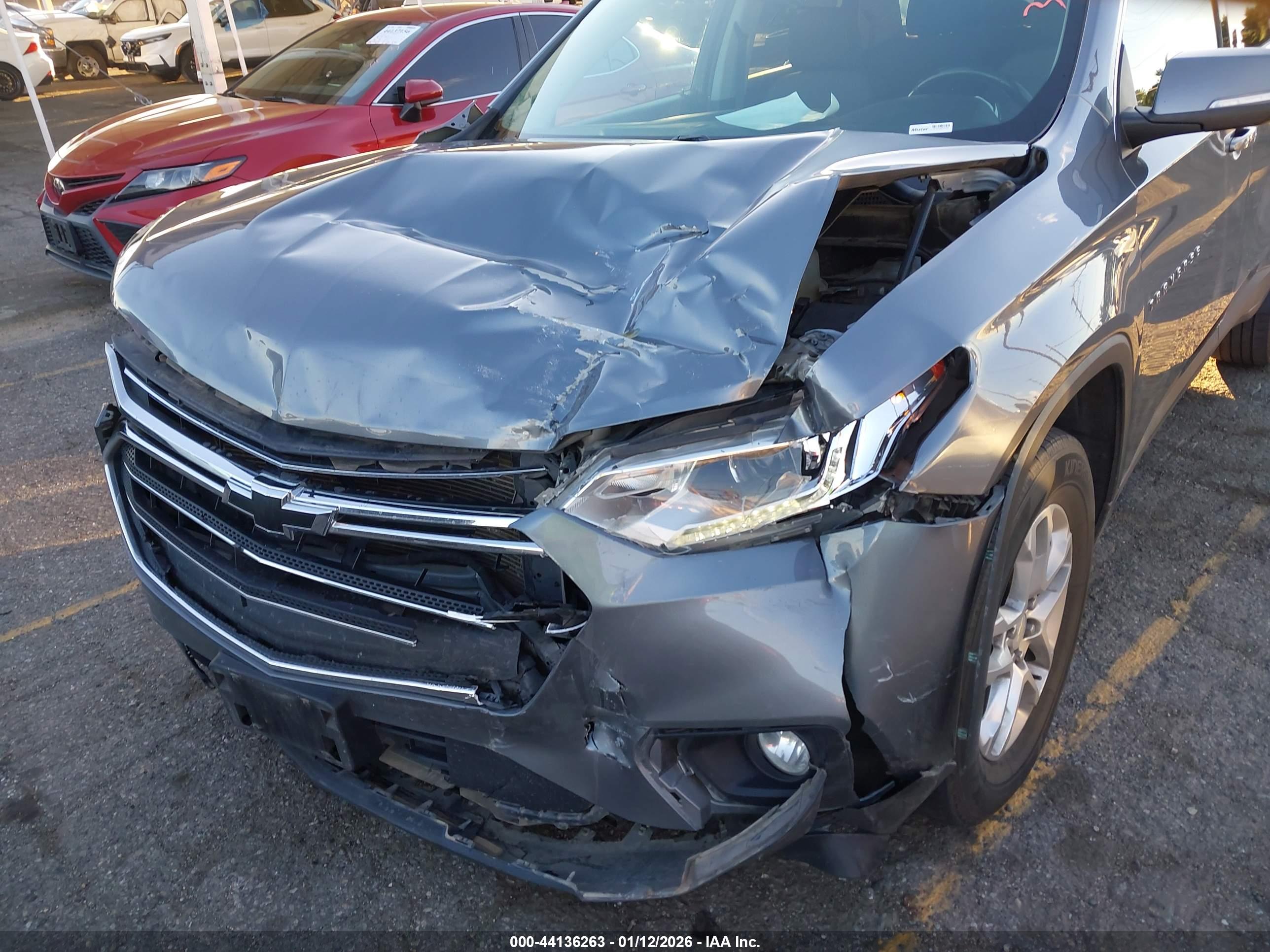 CHEVROLET TRAVERSE image 6