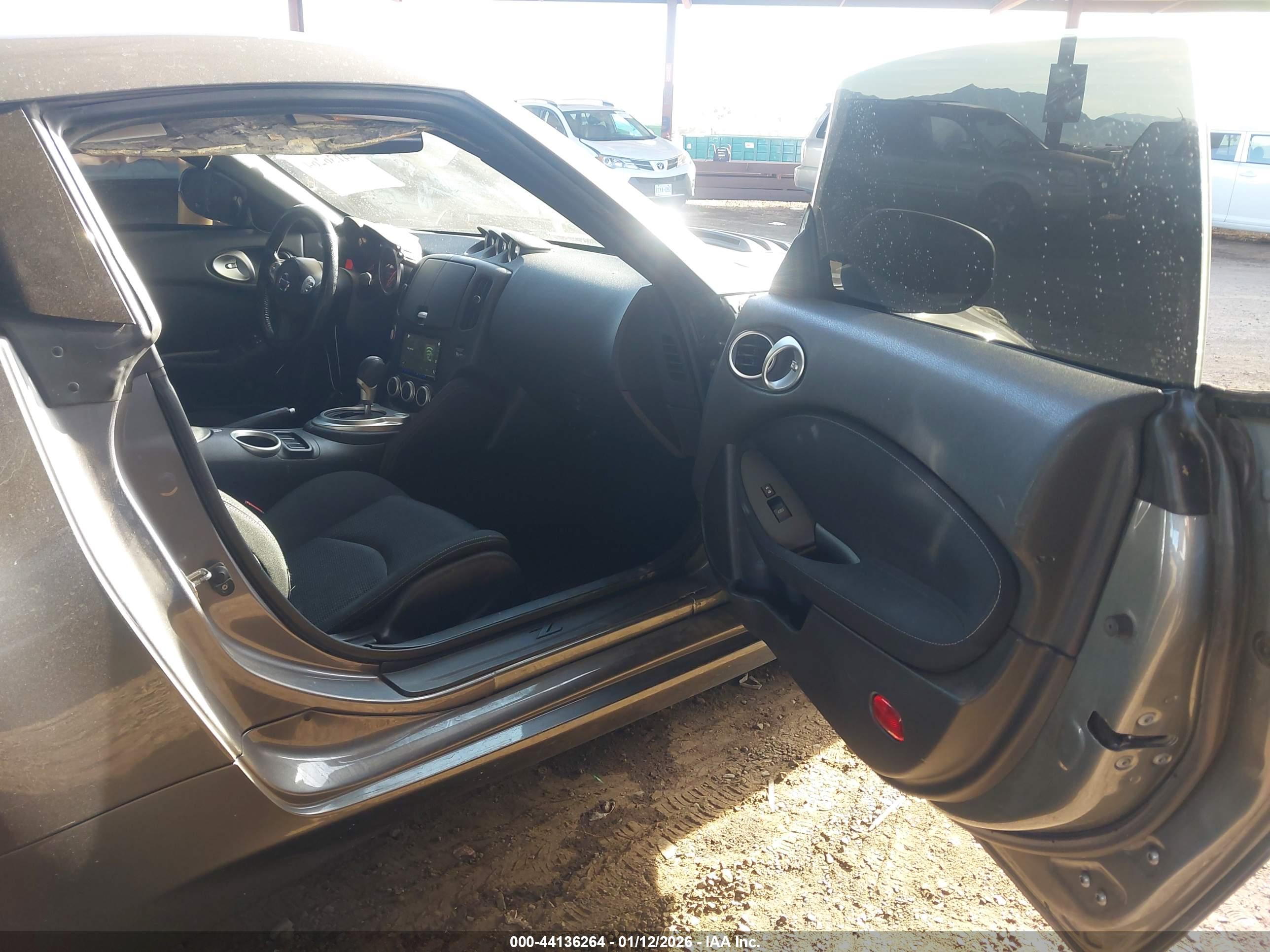 NISSAN 370Z image 5