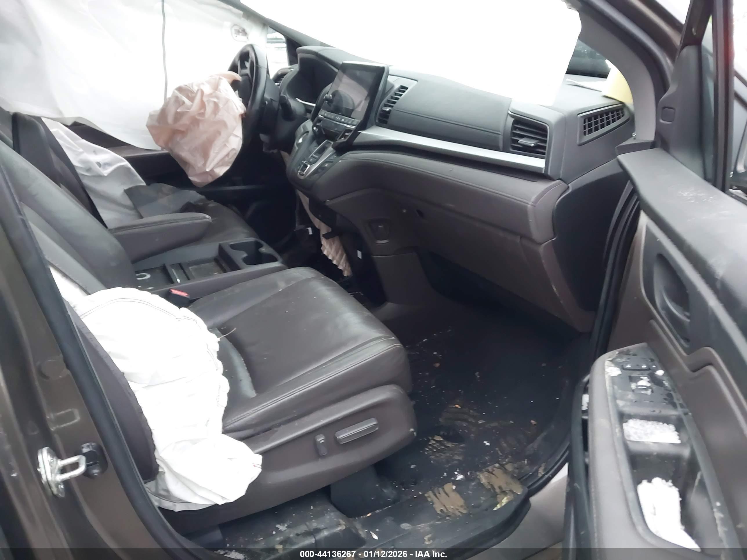 HONDA ODYSSEY image 5