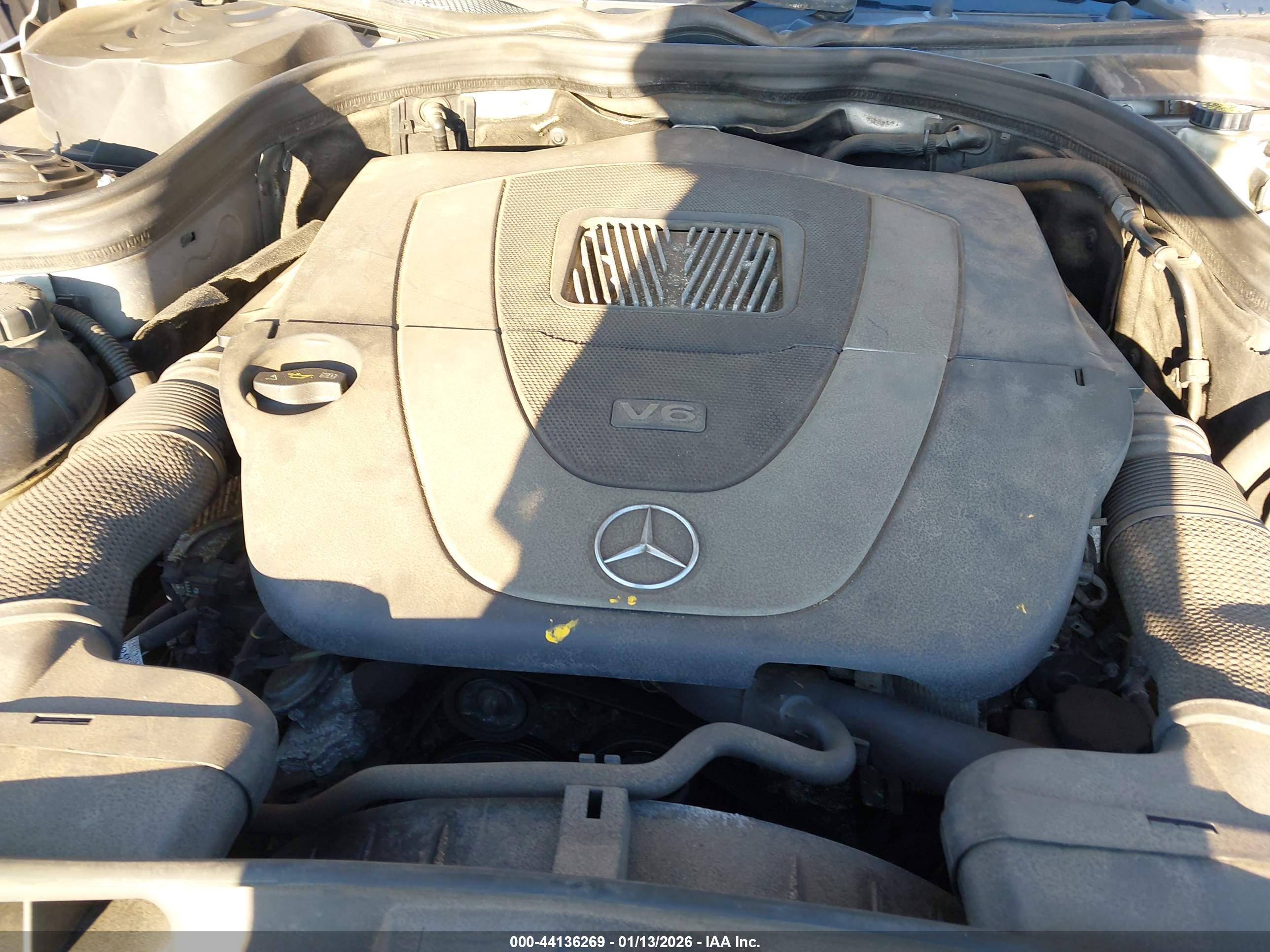 MERCEDES-BENZ E image 10