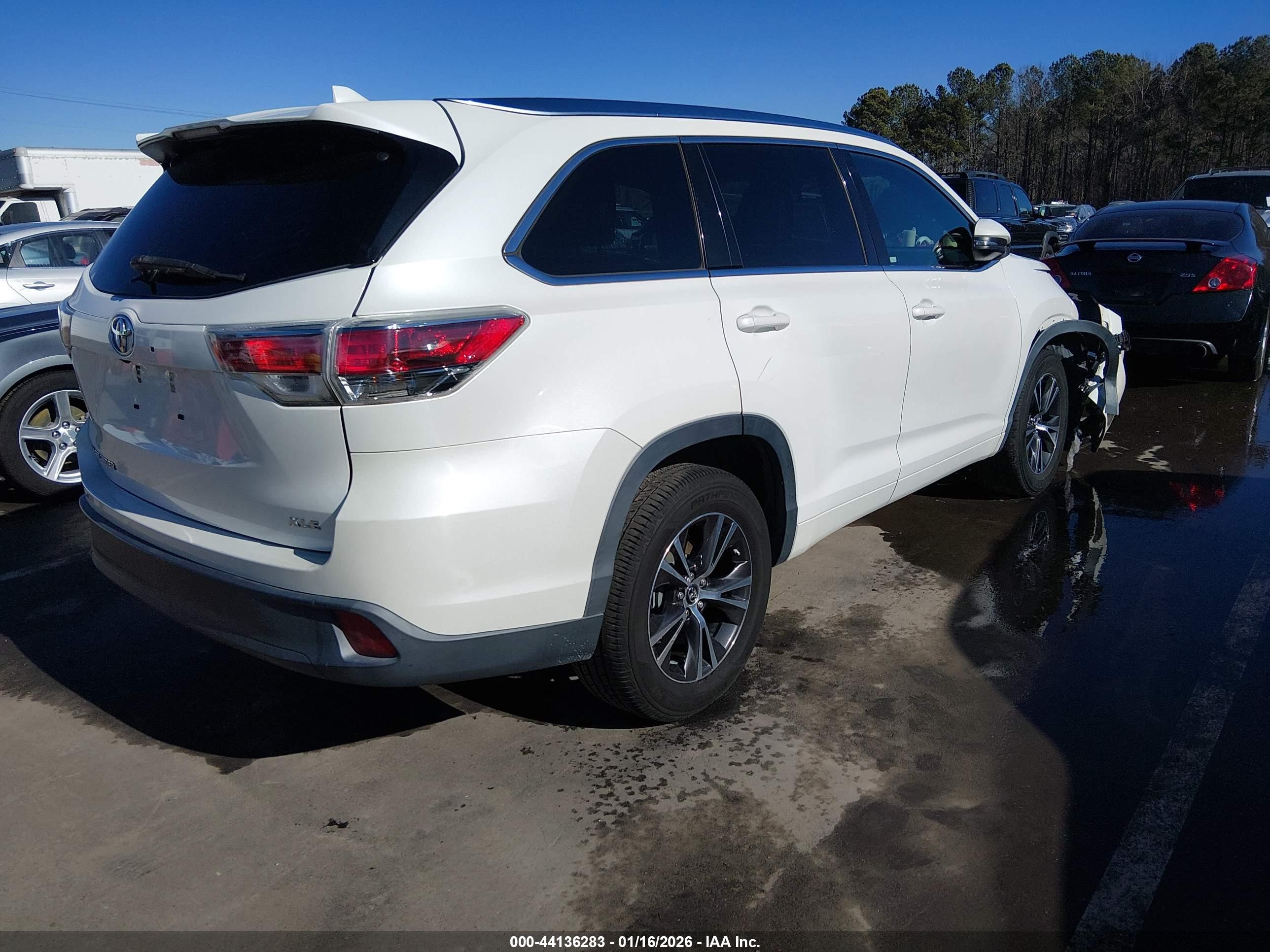 TOYOTA HIGHLANDER image 4