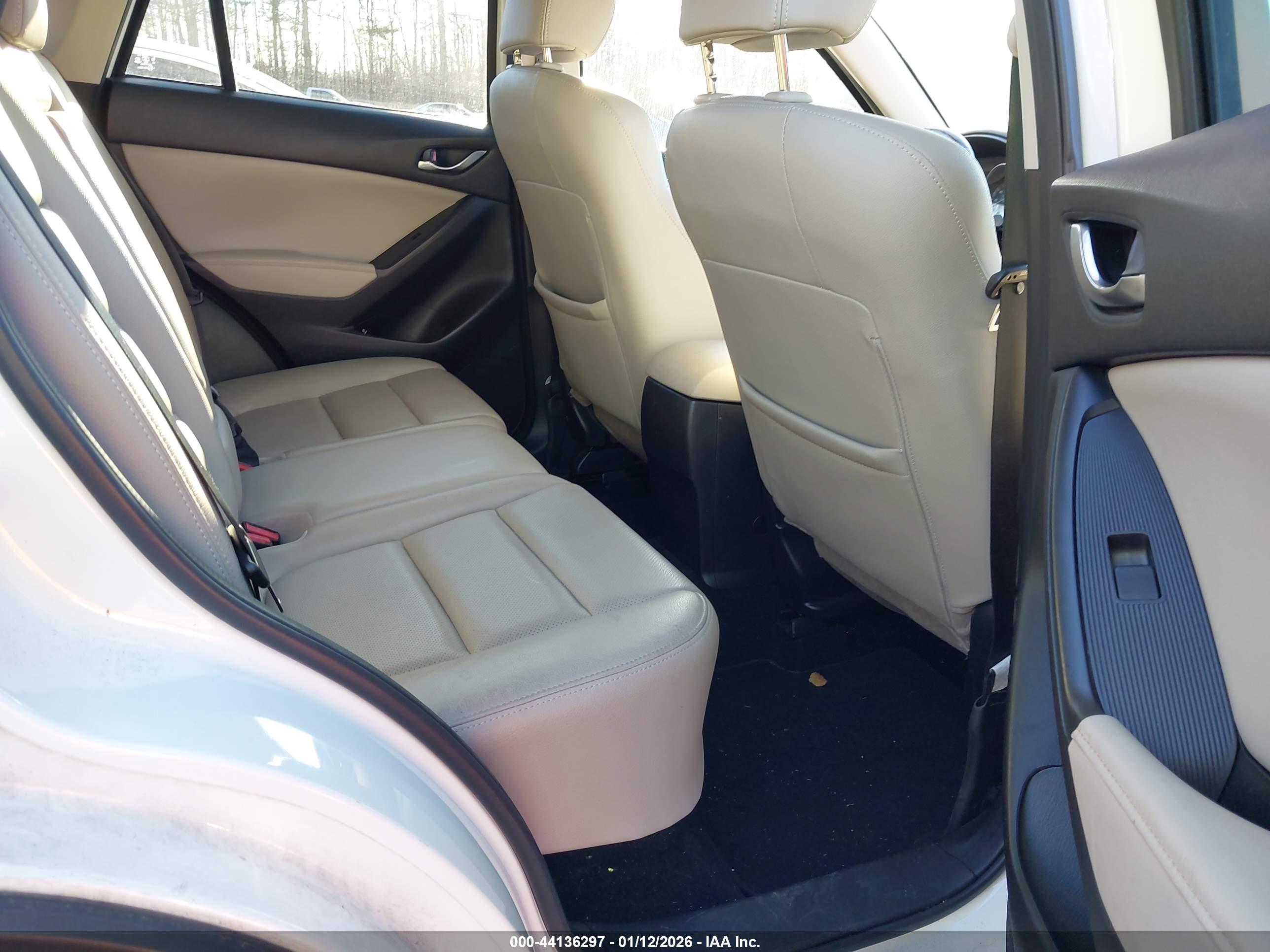 MAZDA CX-5 image 8