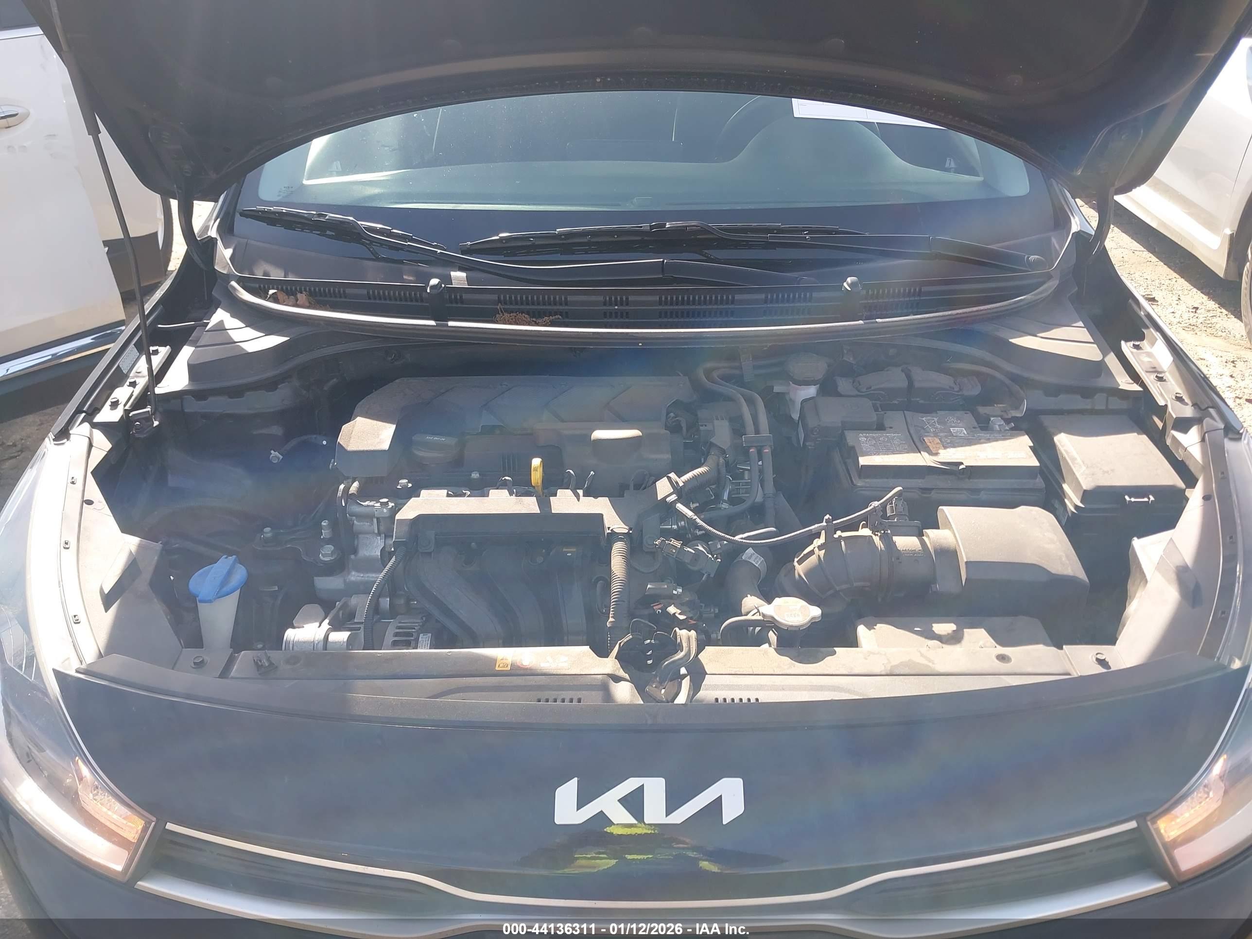KIA RIO image 10