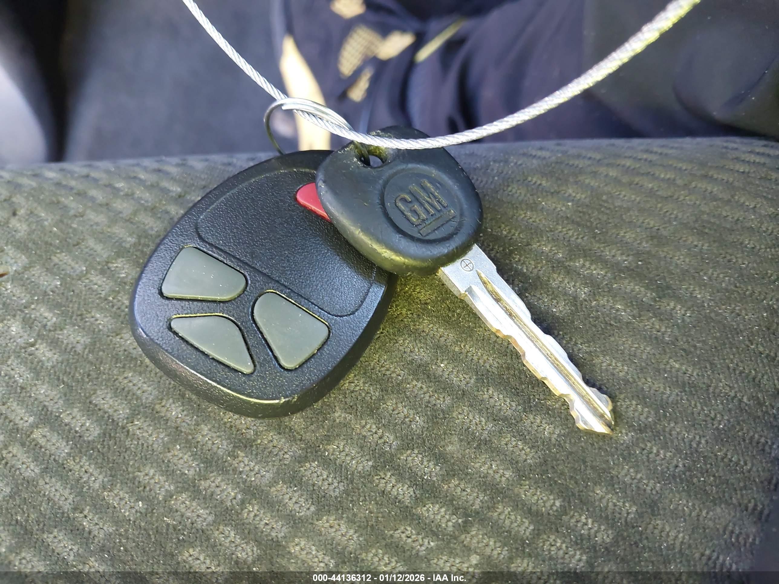 GMC YUKON image 11