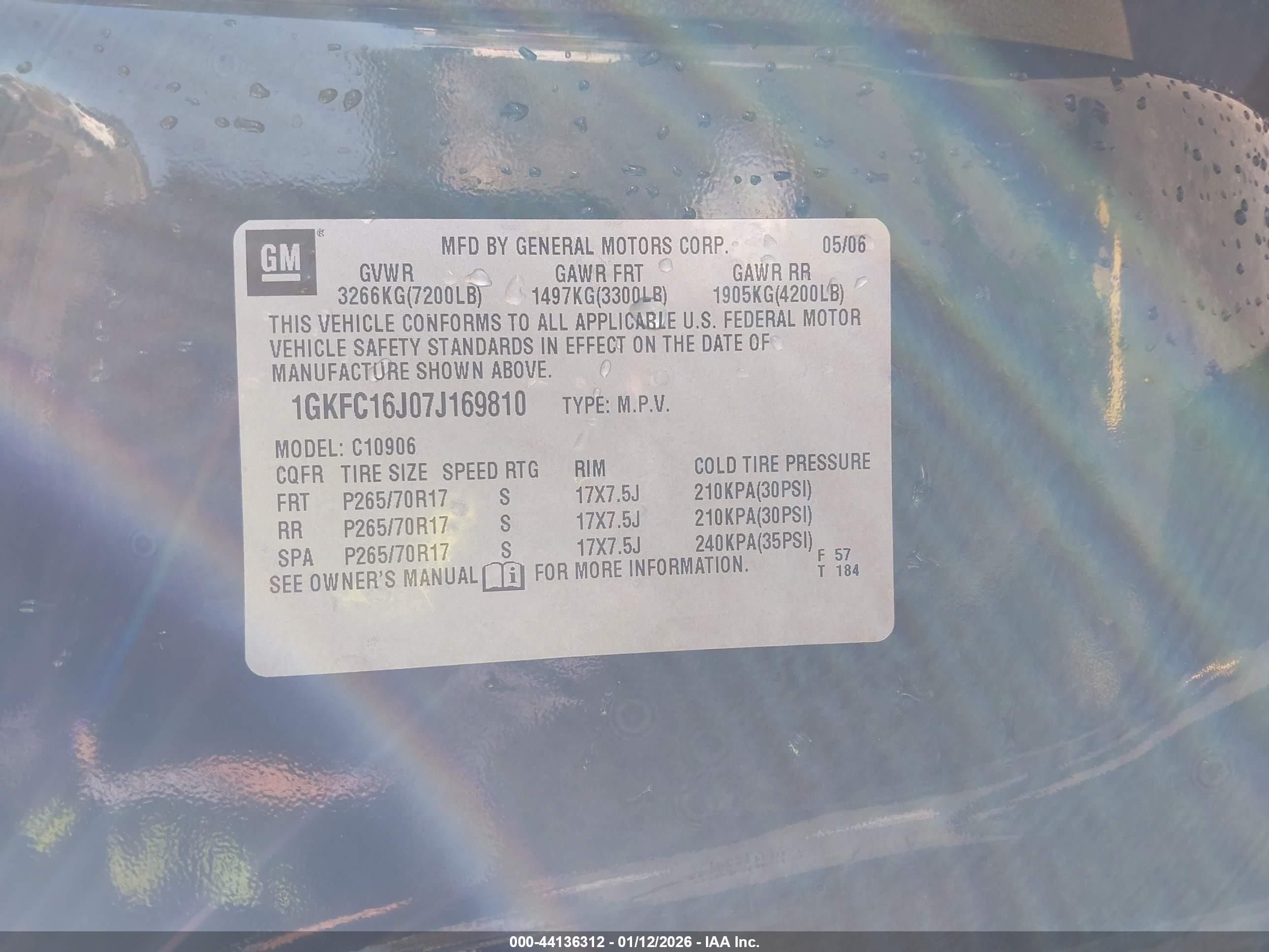 GMC YUKON image 9
