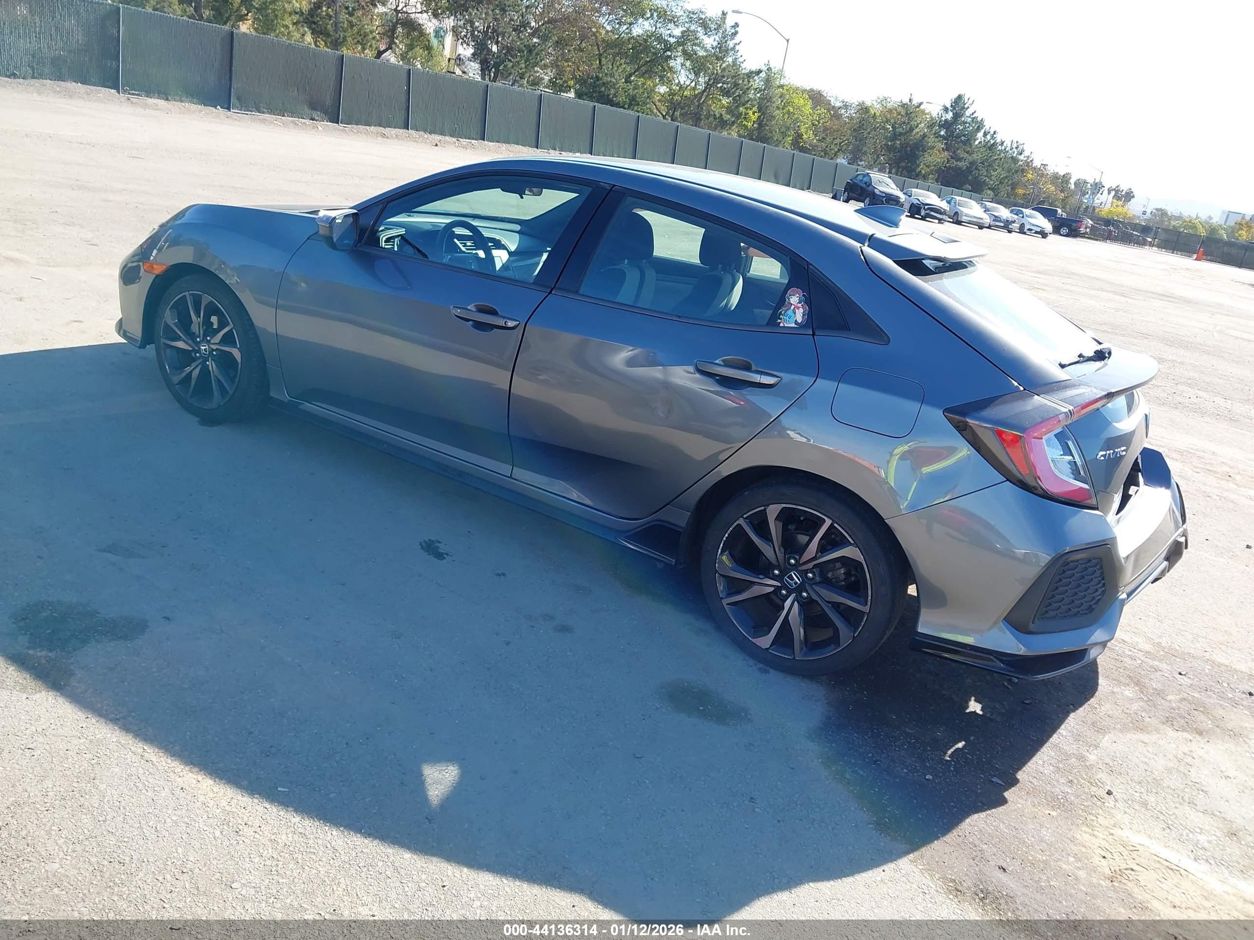 HONDA CIVIC image 3