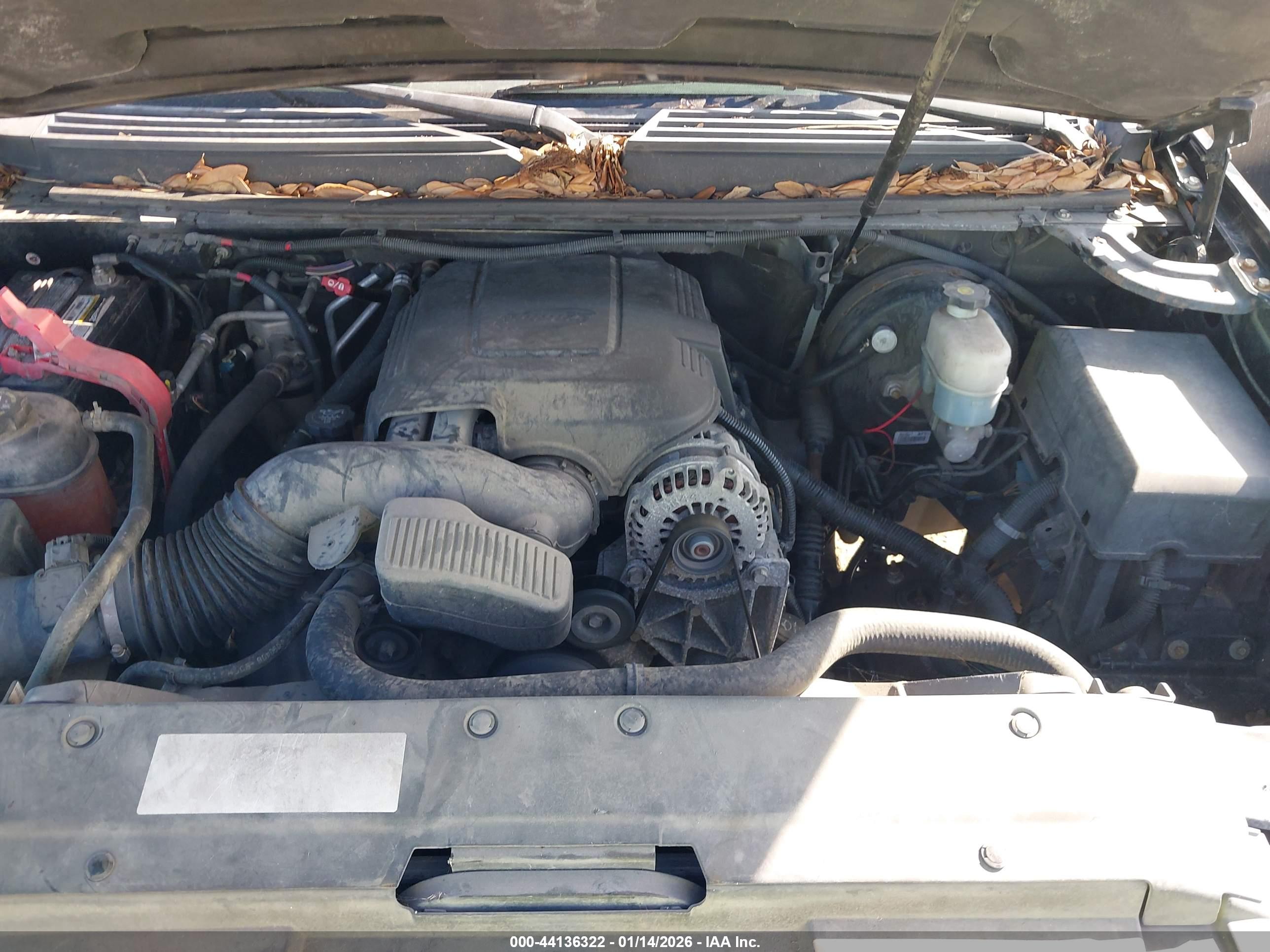 CHEVROLET TAHOE image 10