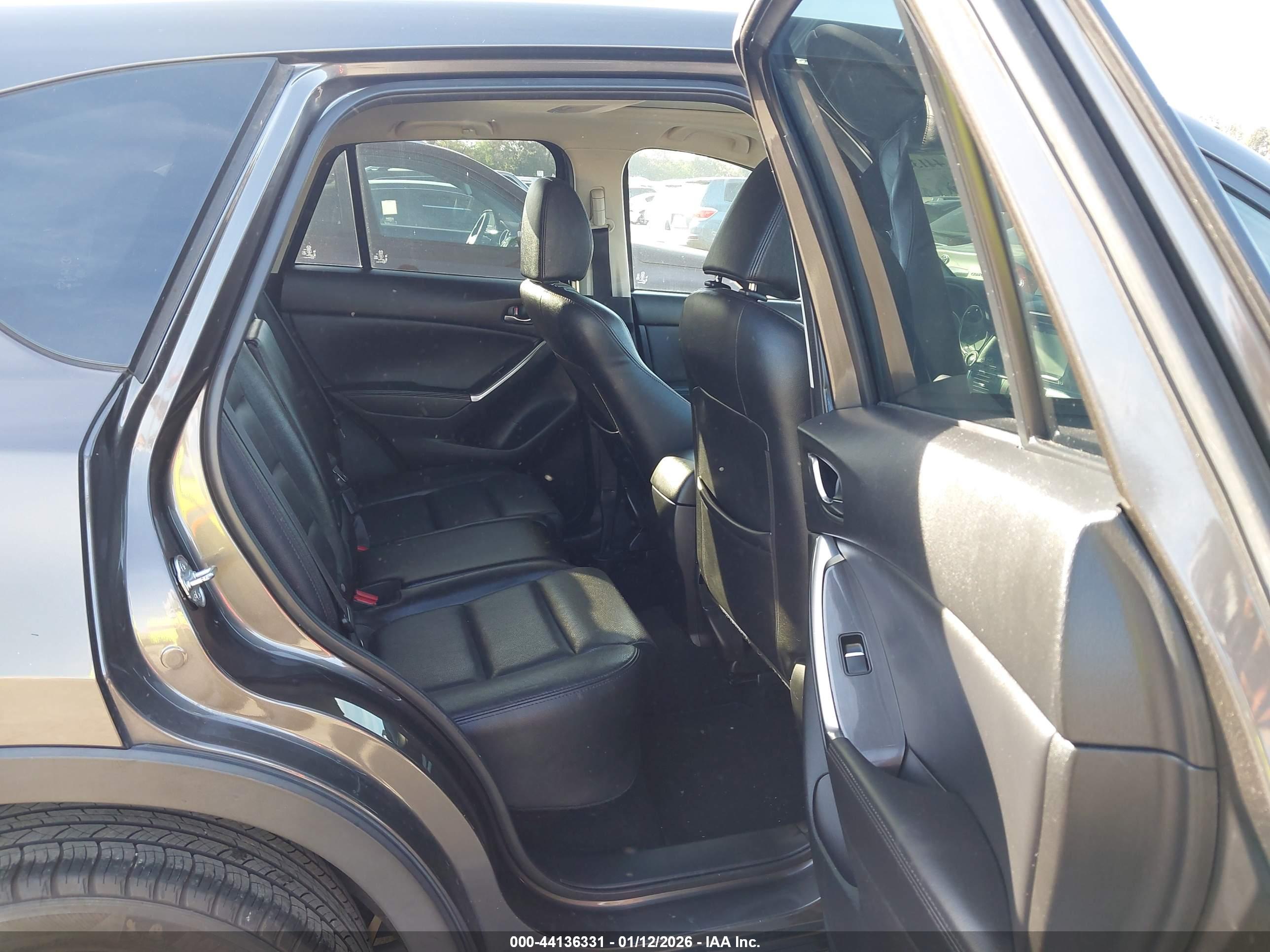 MAZDA CX-5 image 8