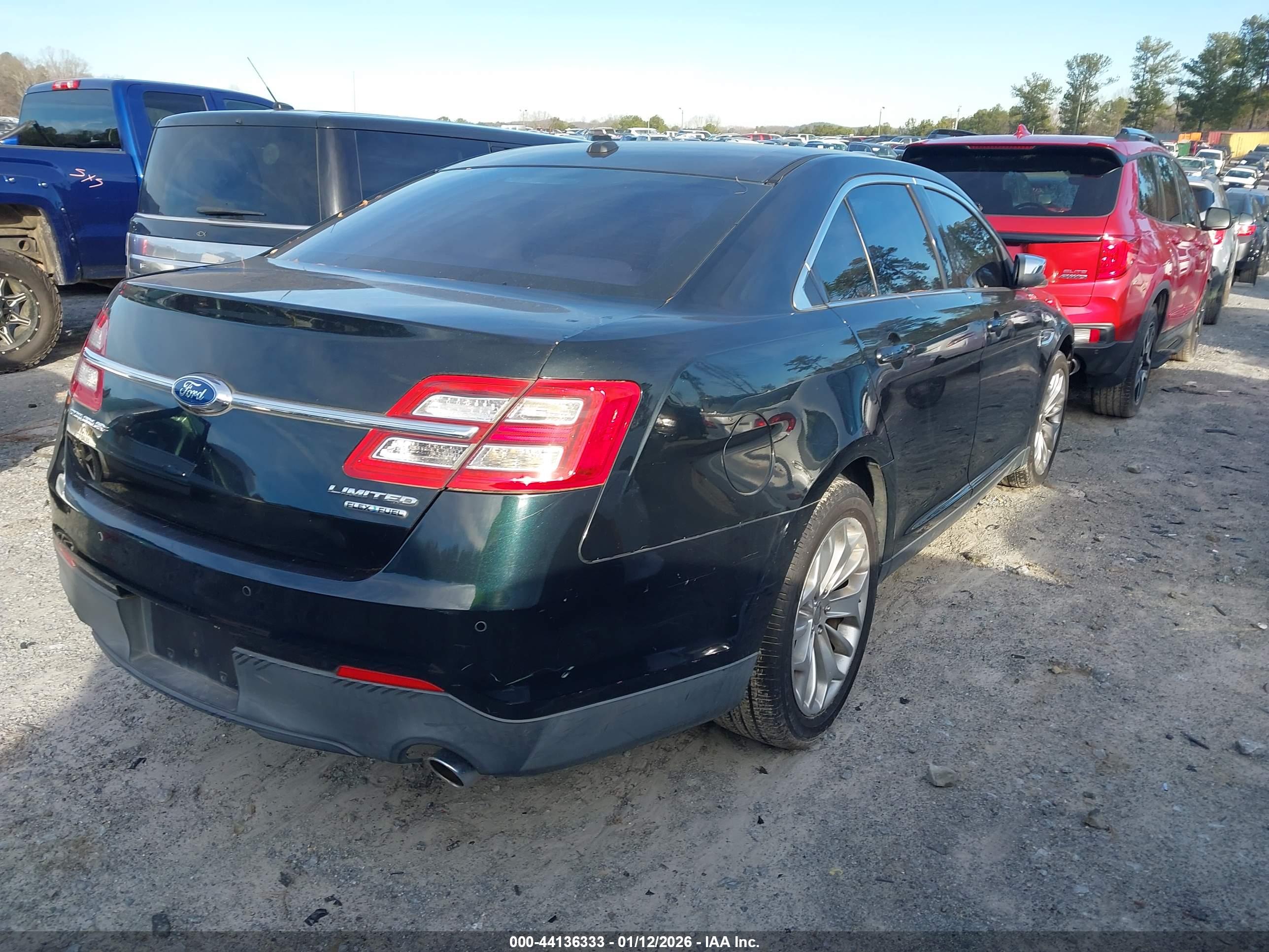 FORD TAURUS image 4