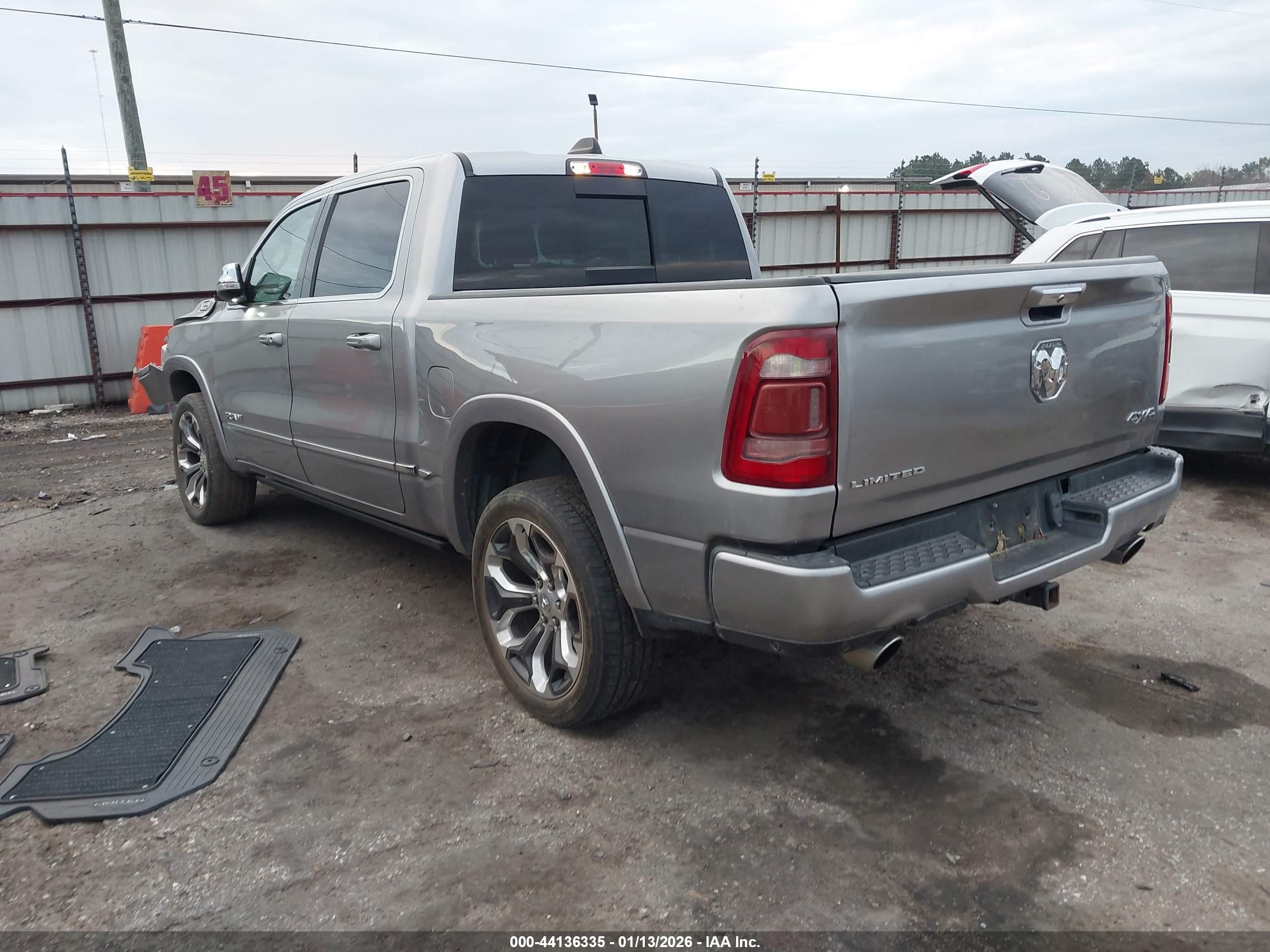 RAM 1500 image 3