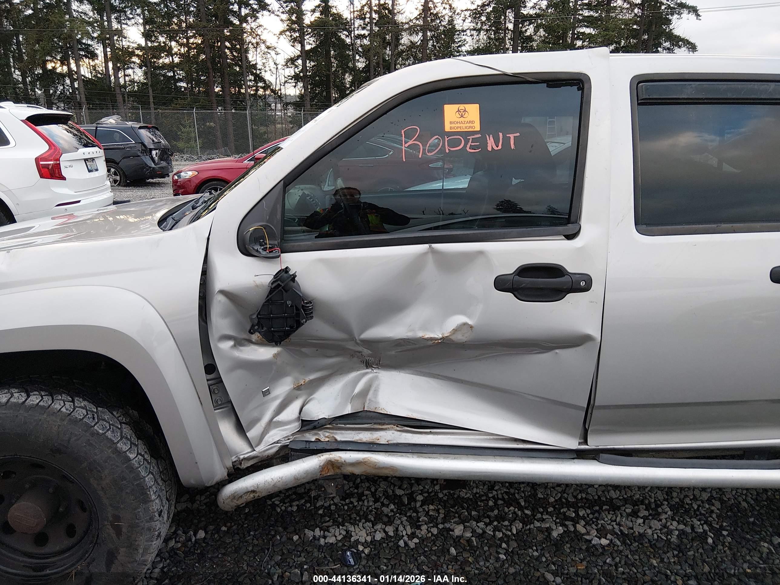GMC CANYON image 6