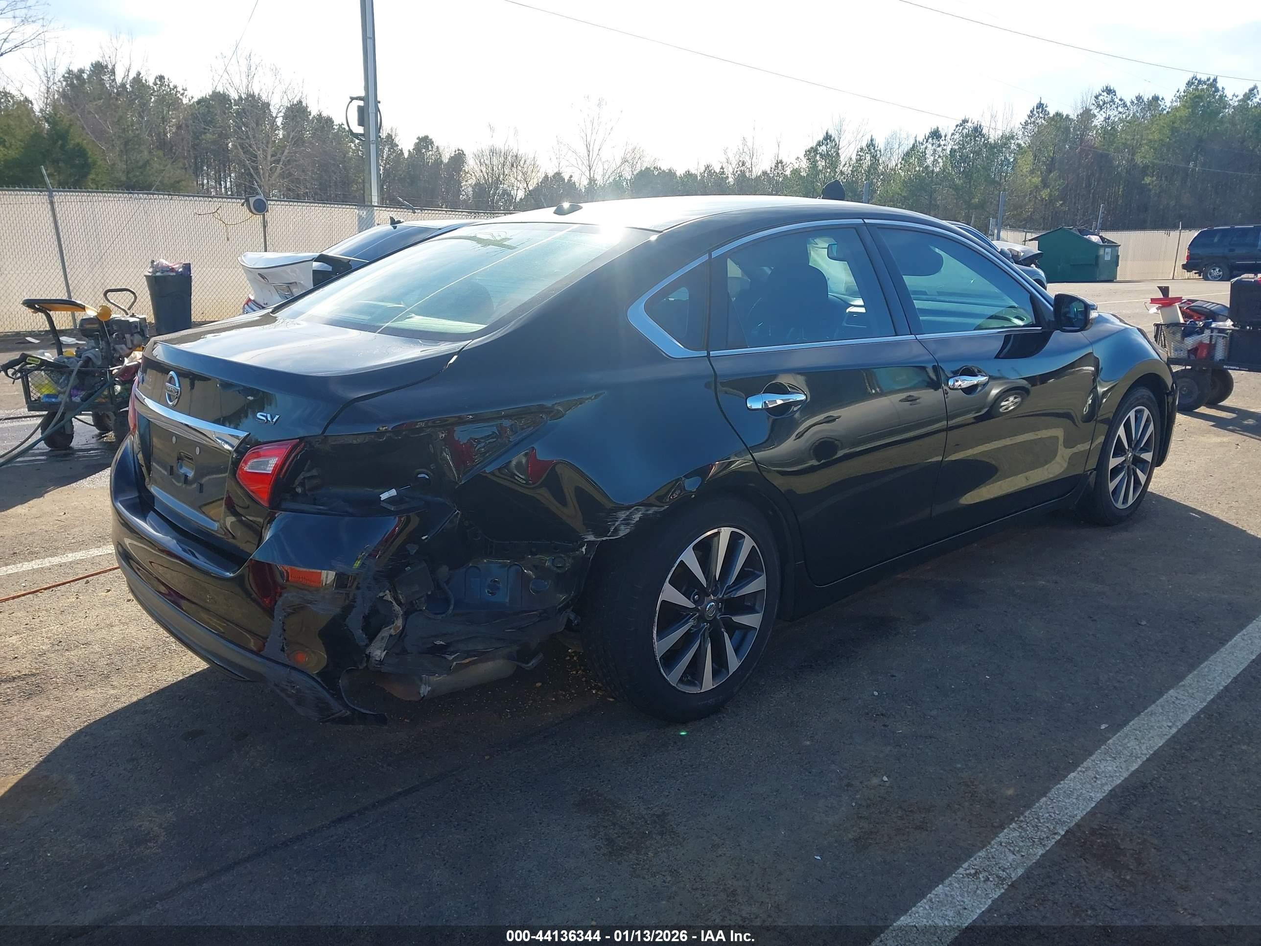 NISSAN ALTIMA image 4