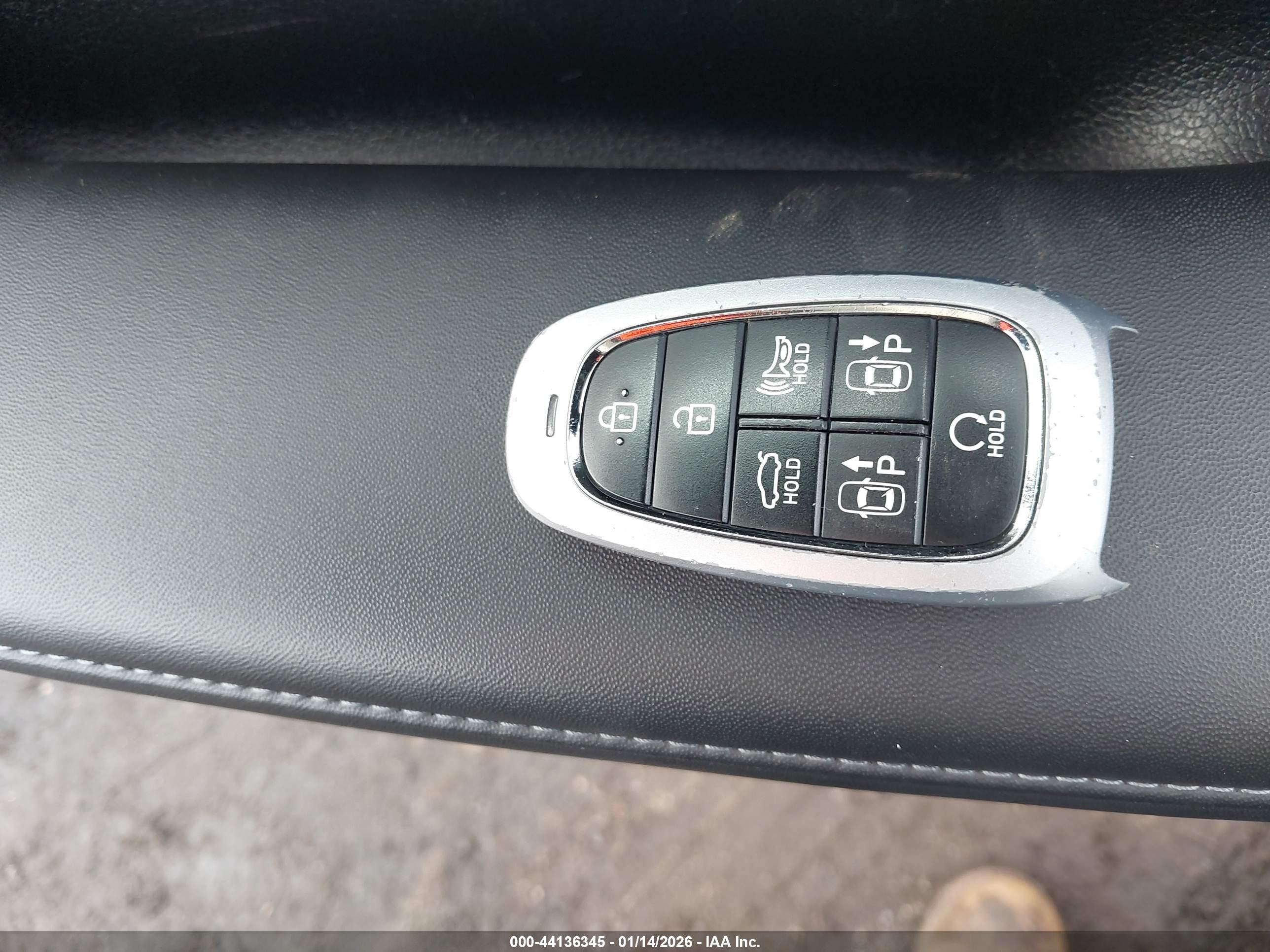 HYUNDAI SONATA image 11