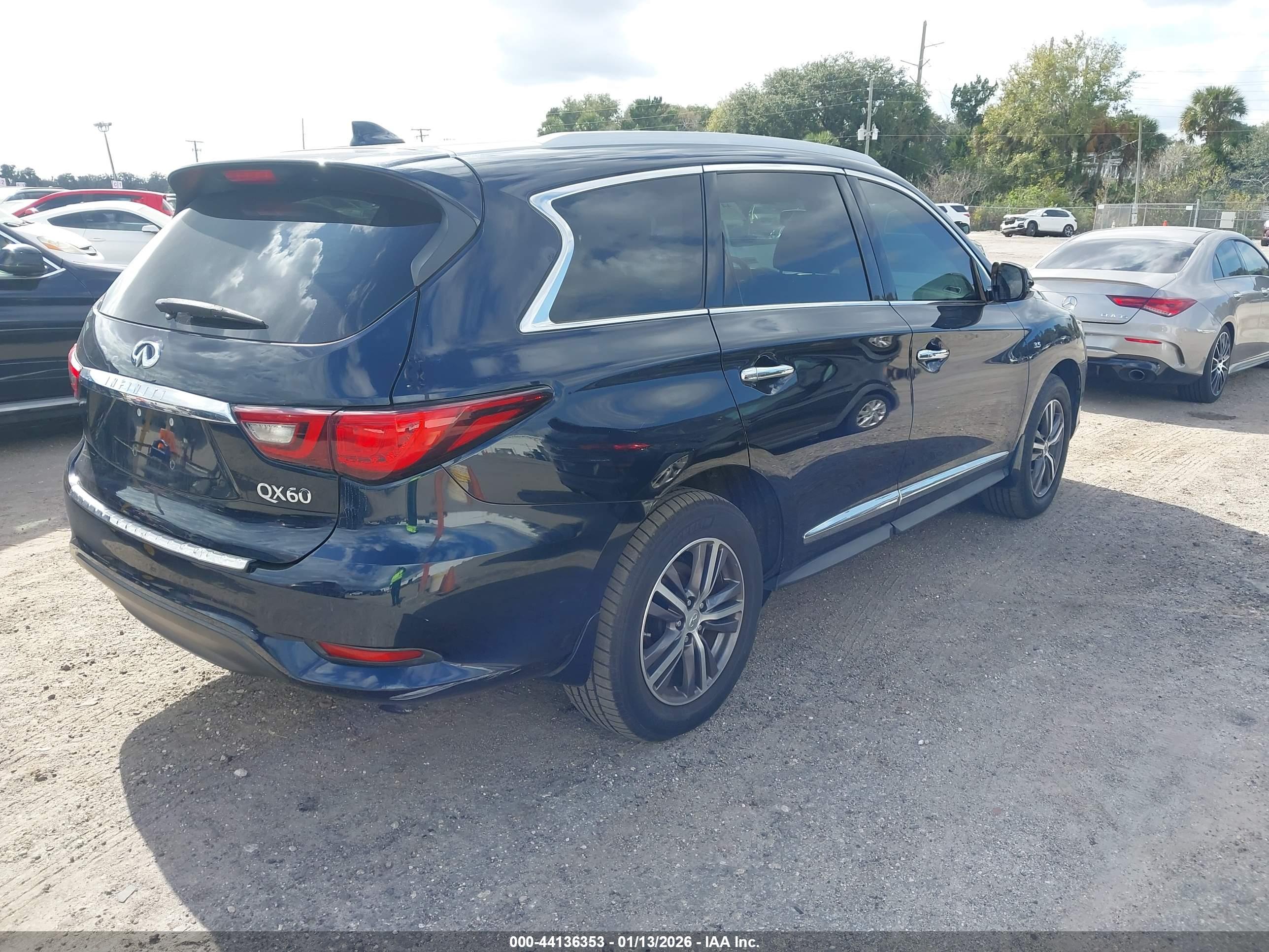 INFINITI QX60 image 4