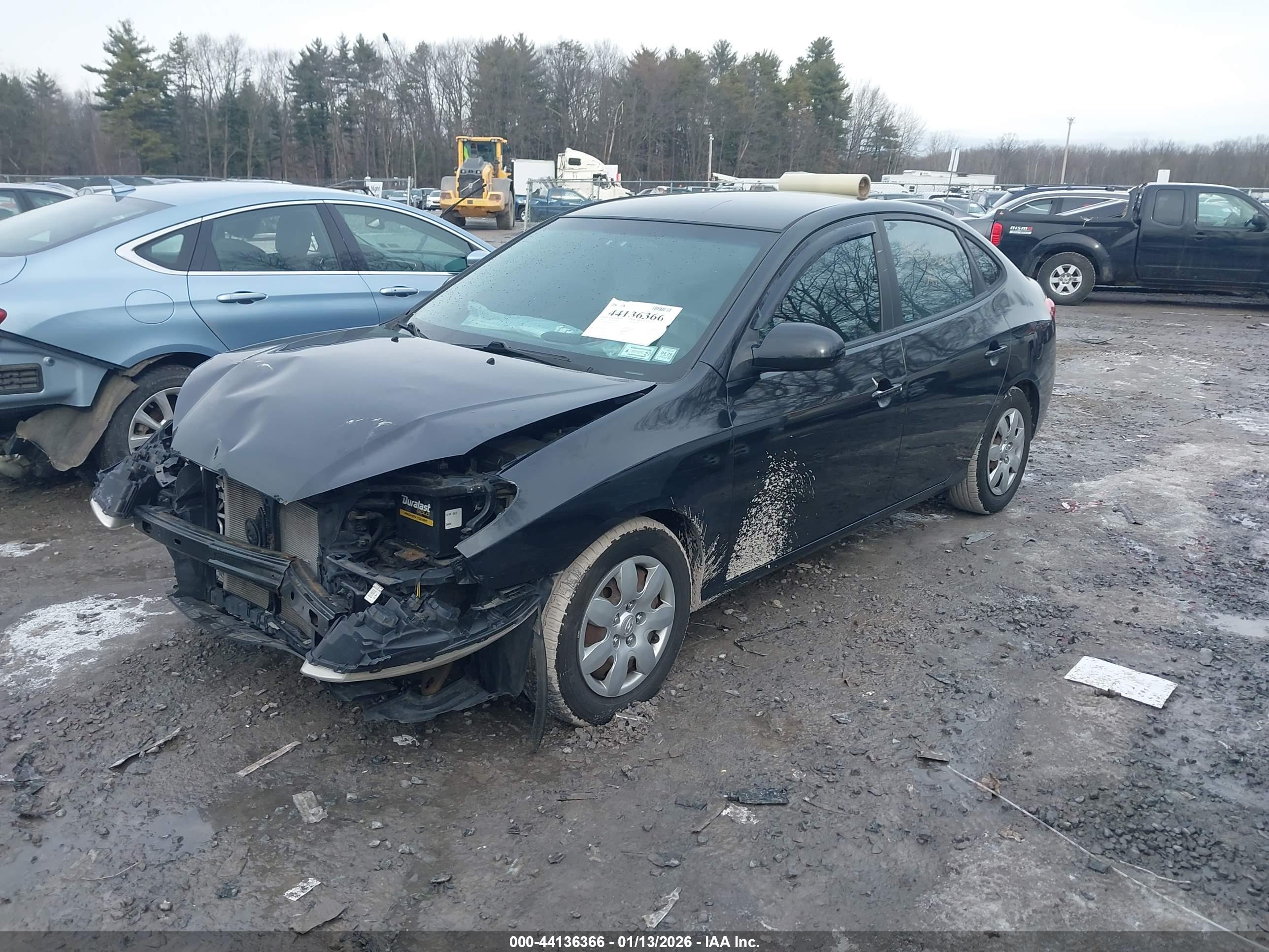 HYUNDAI ELANTRA image 2