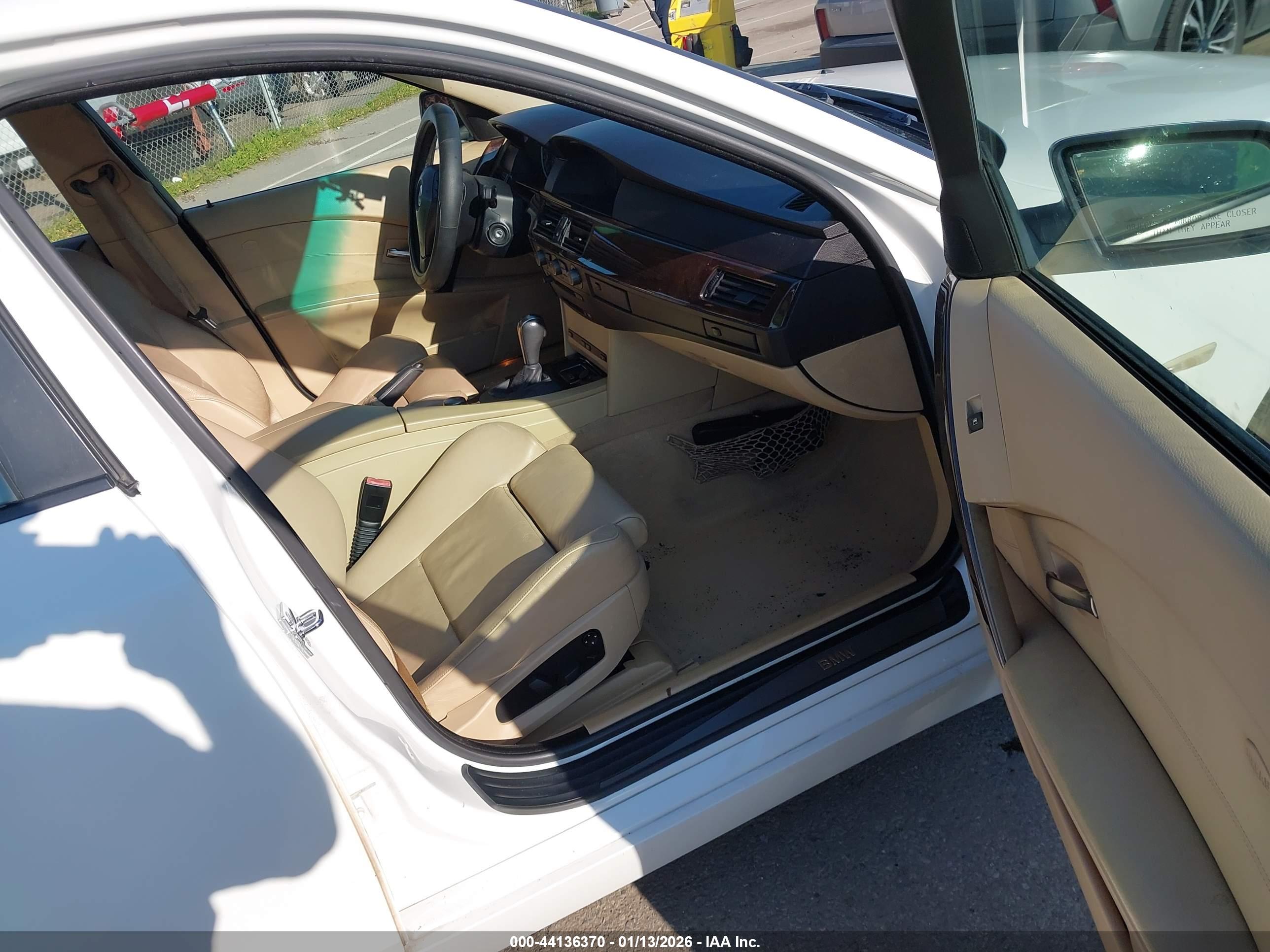 BMW 530I image 5