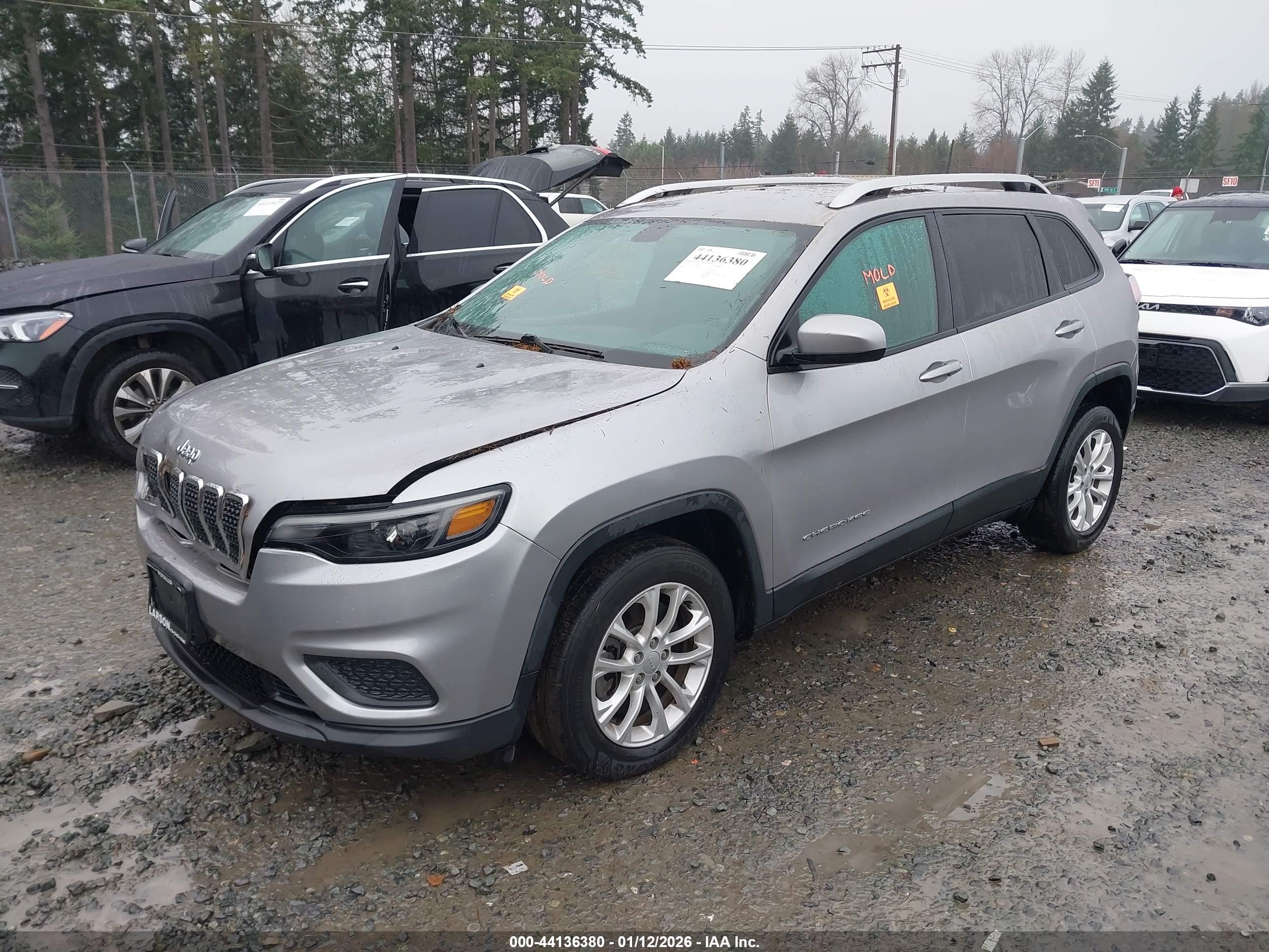 JEEP CHEROKEE image 2