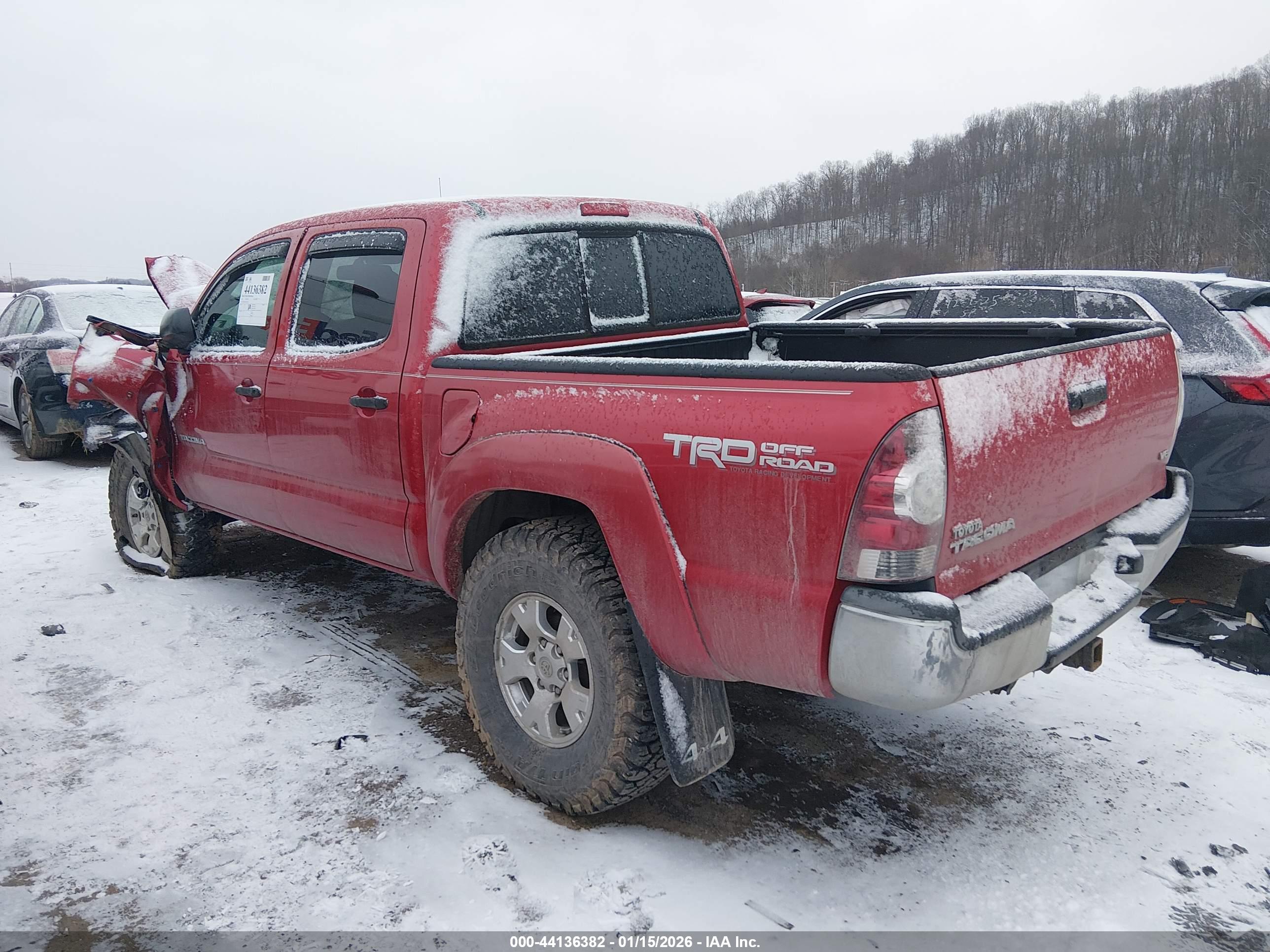 TOYOTA TACOMA image 3