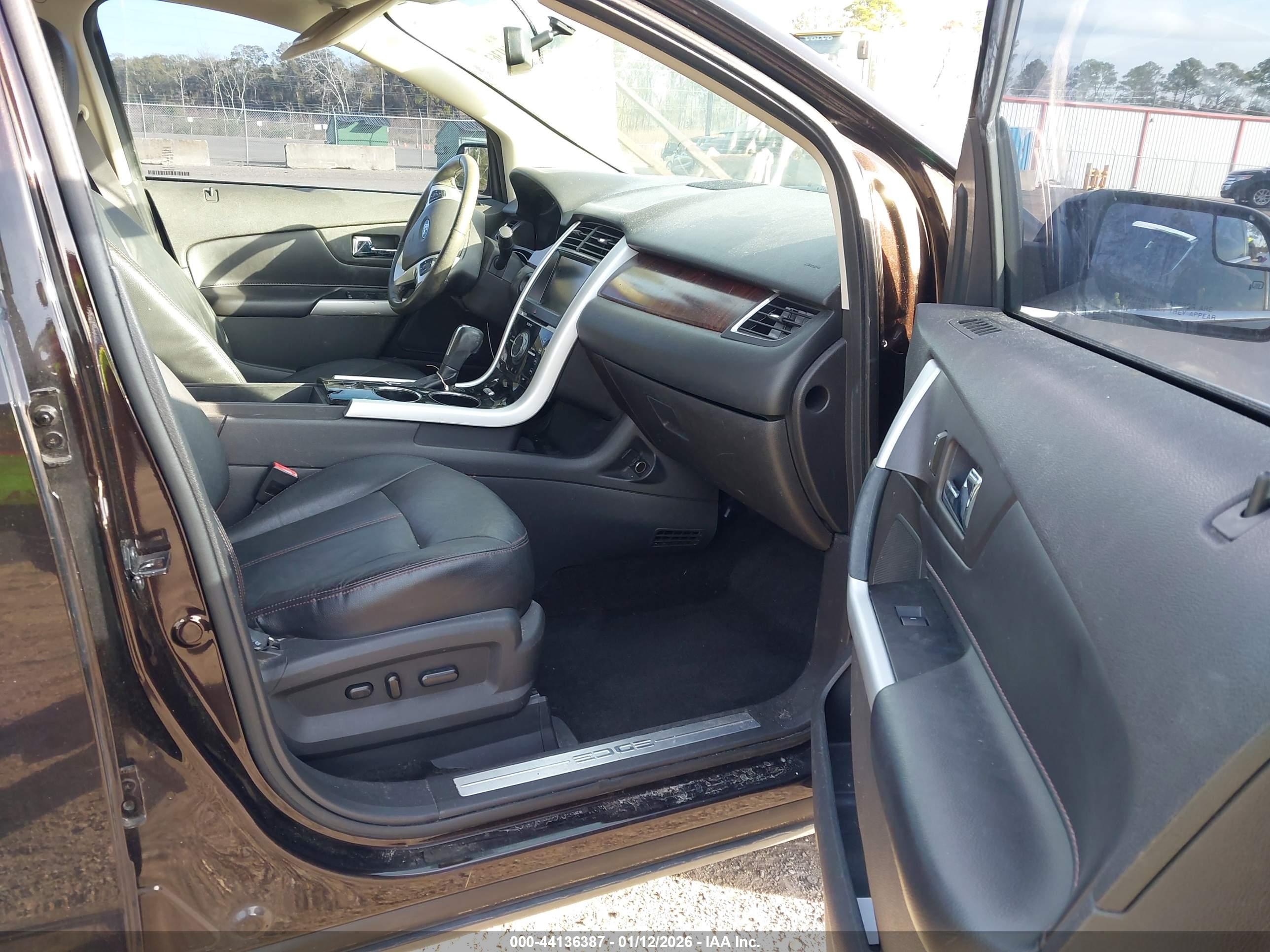 FORD EDGE image 5